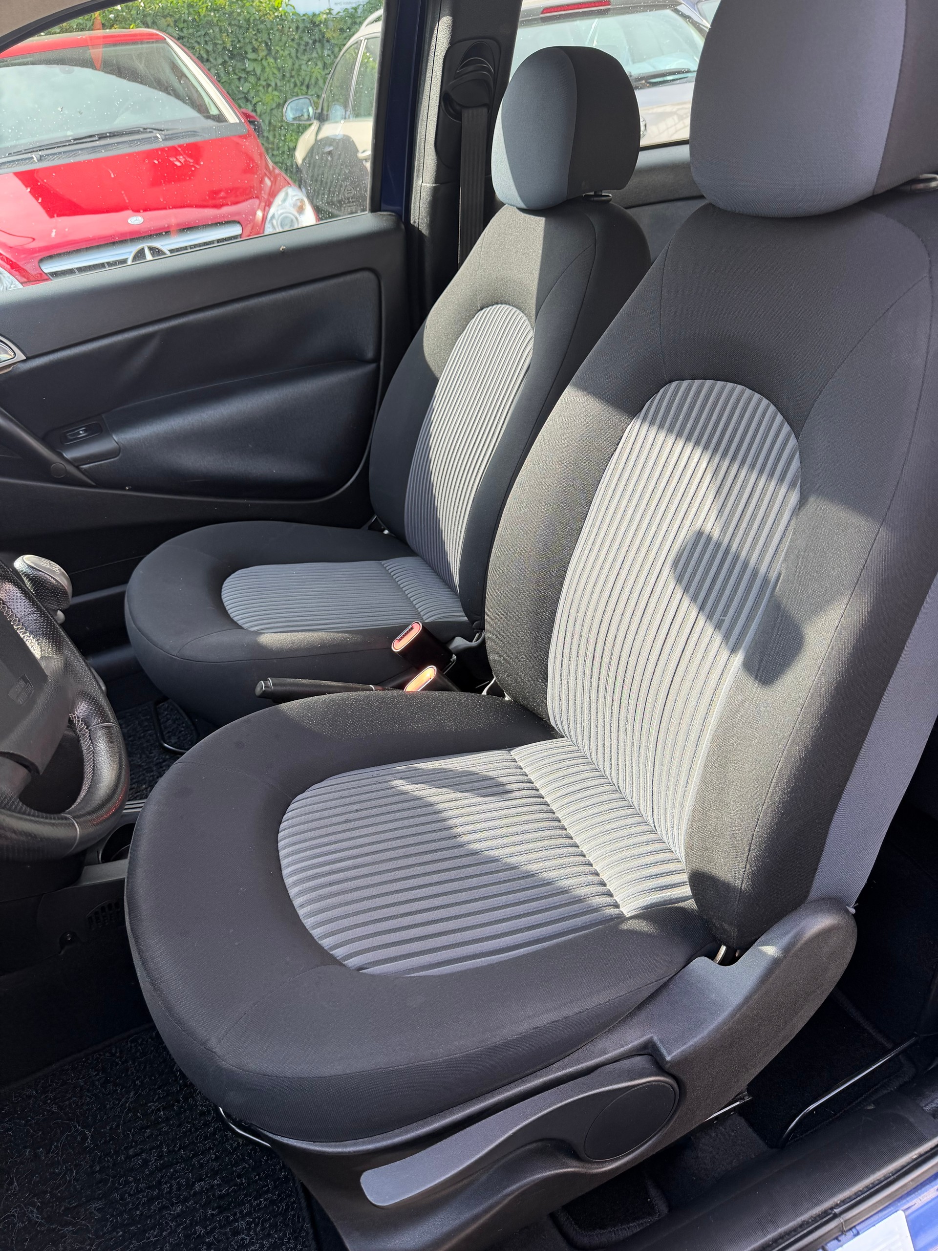 LANCIA Ypsilon 1.4 16V Platino-image-5