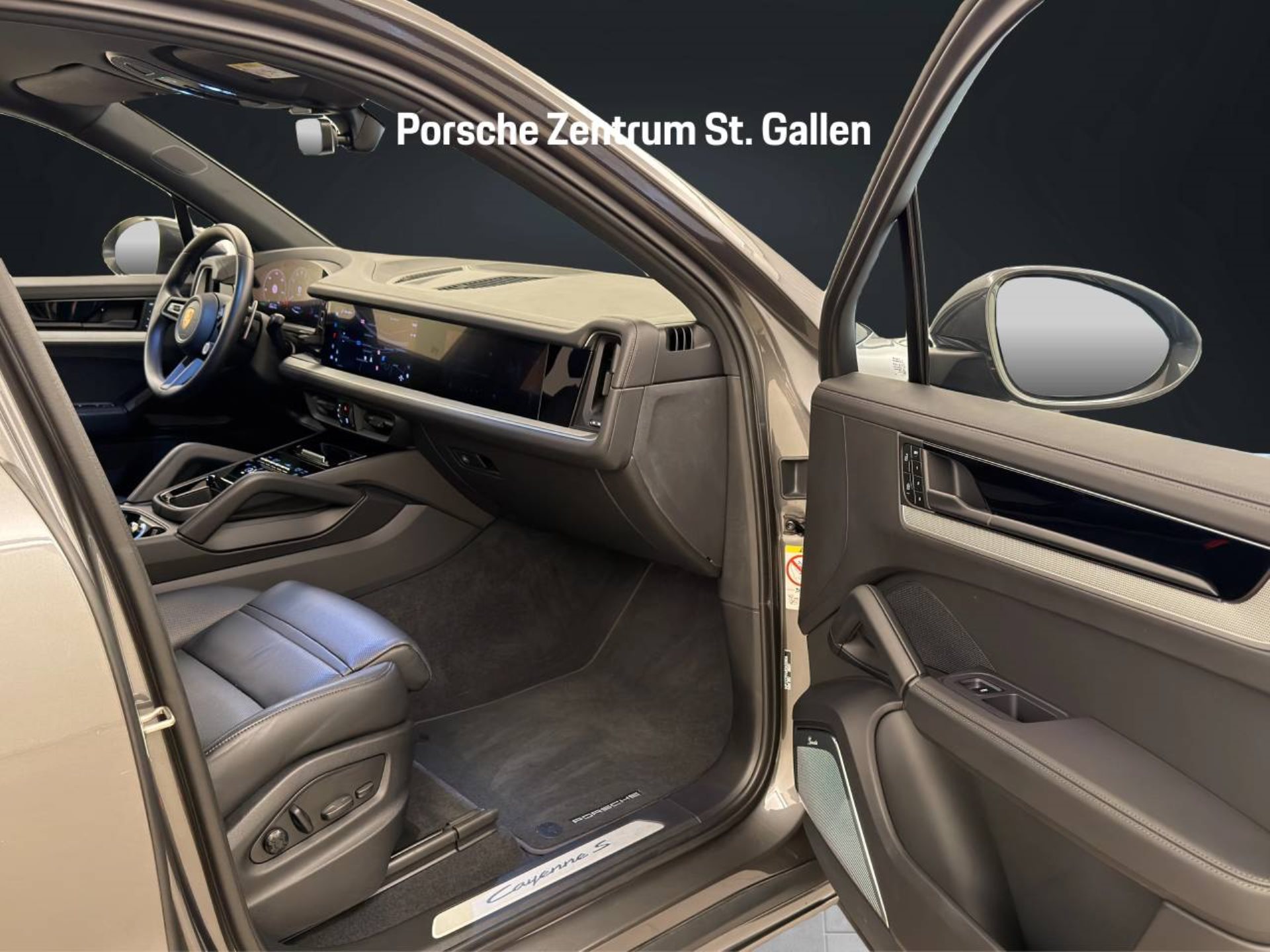 PORSCHE Cayenne S-image-17
