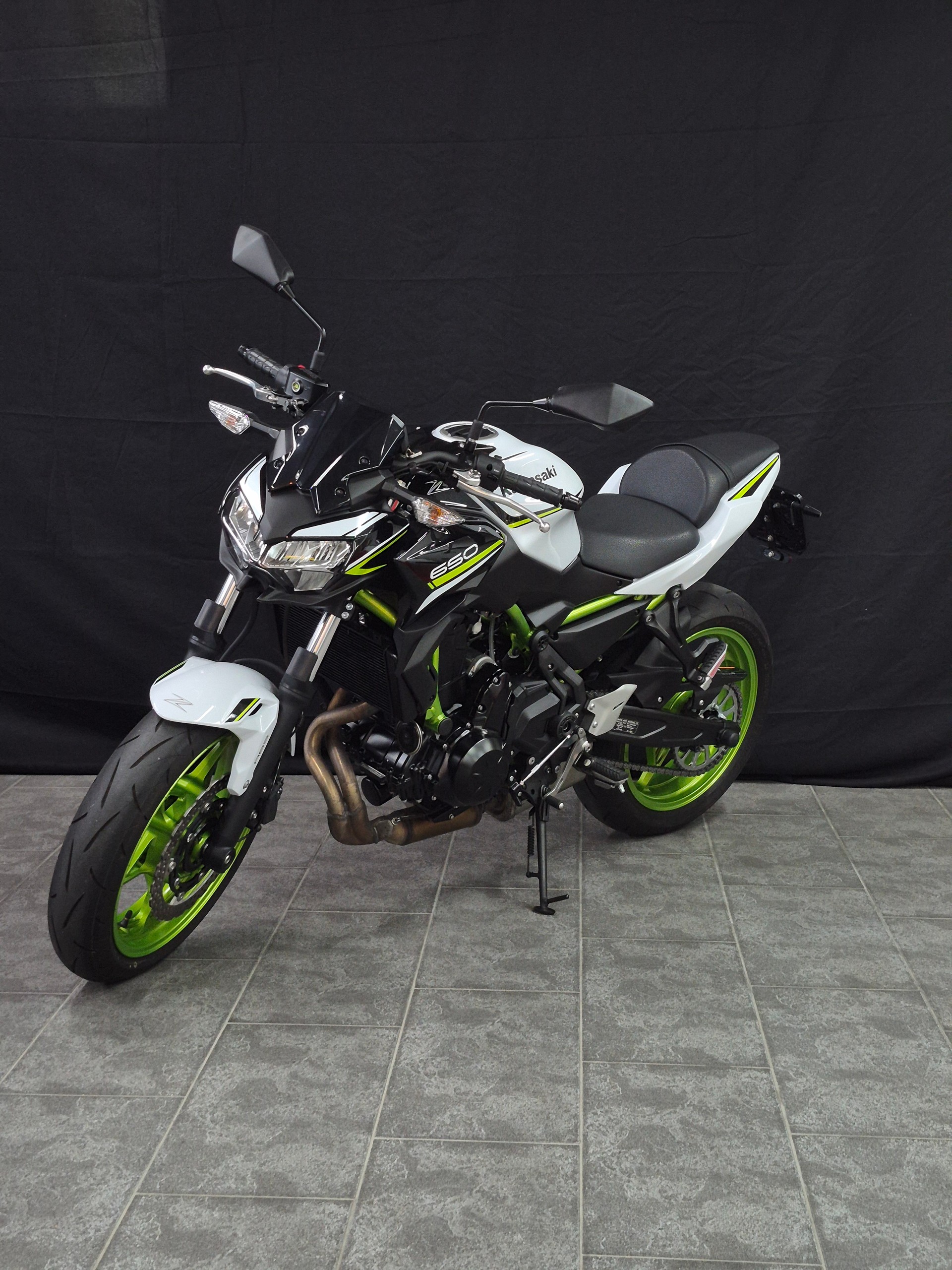 KAWASAKI Z 650 (35kW)-image-14