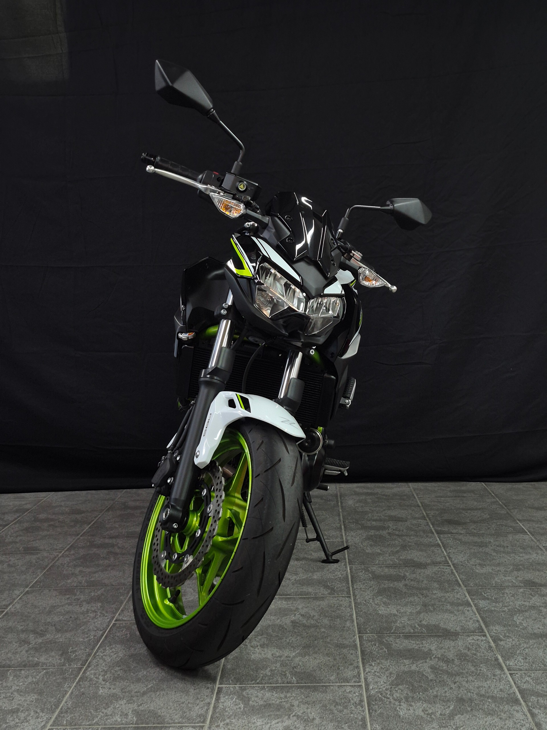 KAWASAKI Z 650 (35kW)-image-10