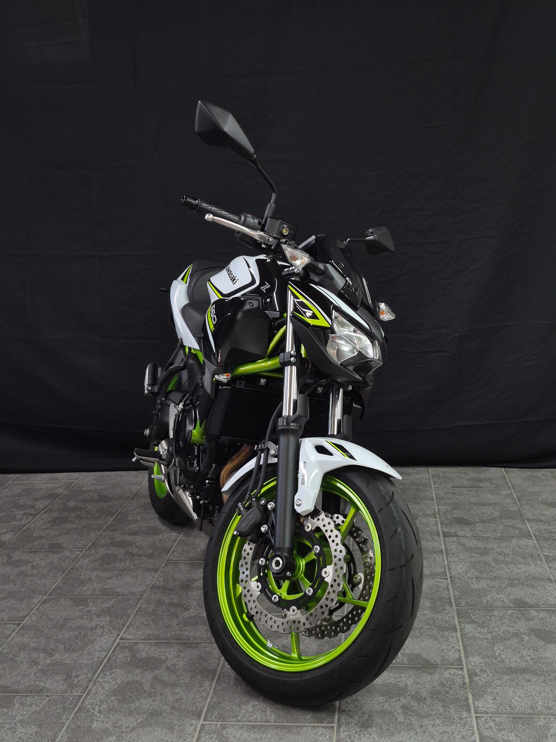 KAWASAKI Z 650 (35kW)-image-9