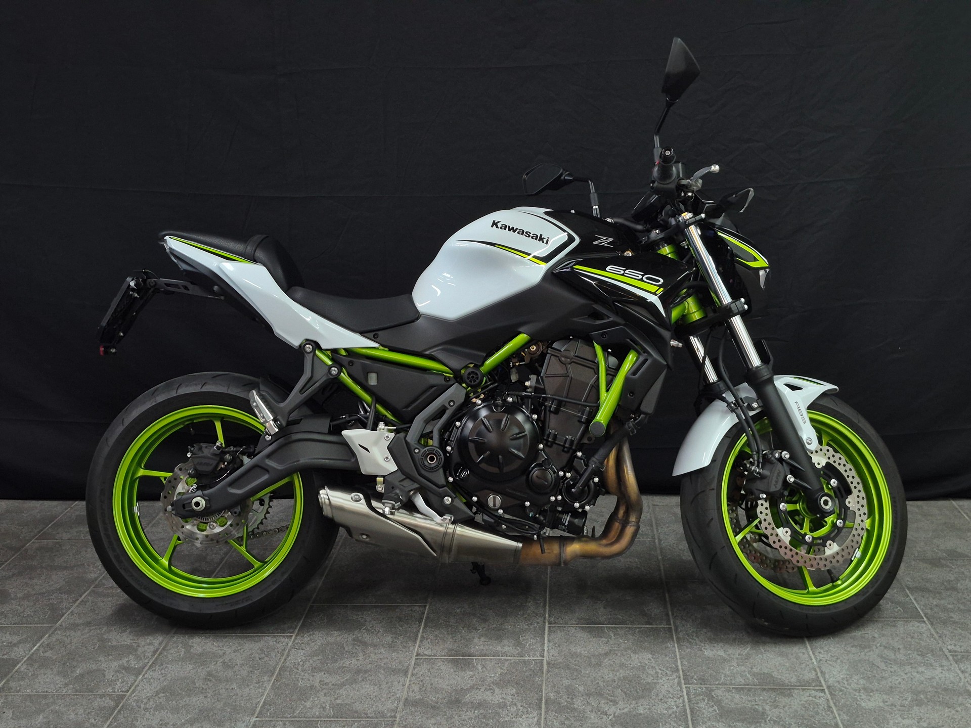 KAWASAKI Z 650 (35kW)-image-6
