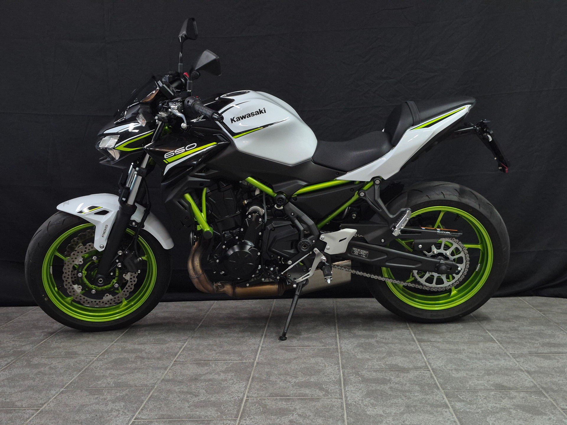 KAWASAKI Z 650 (35kW)