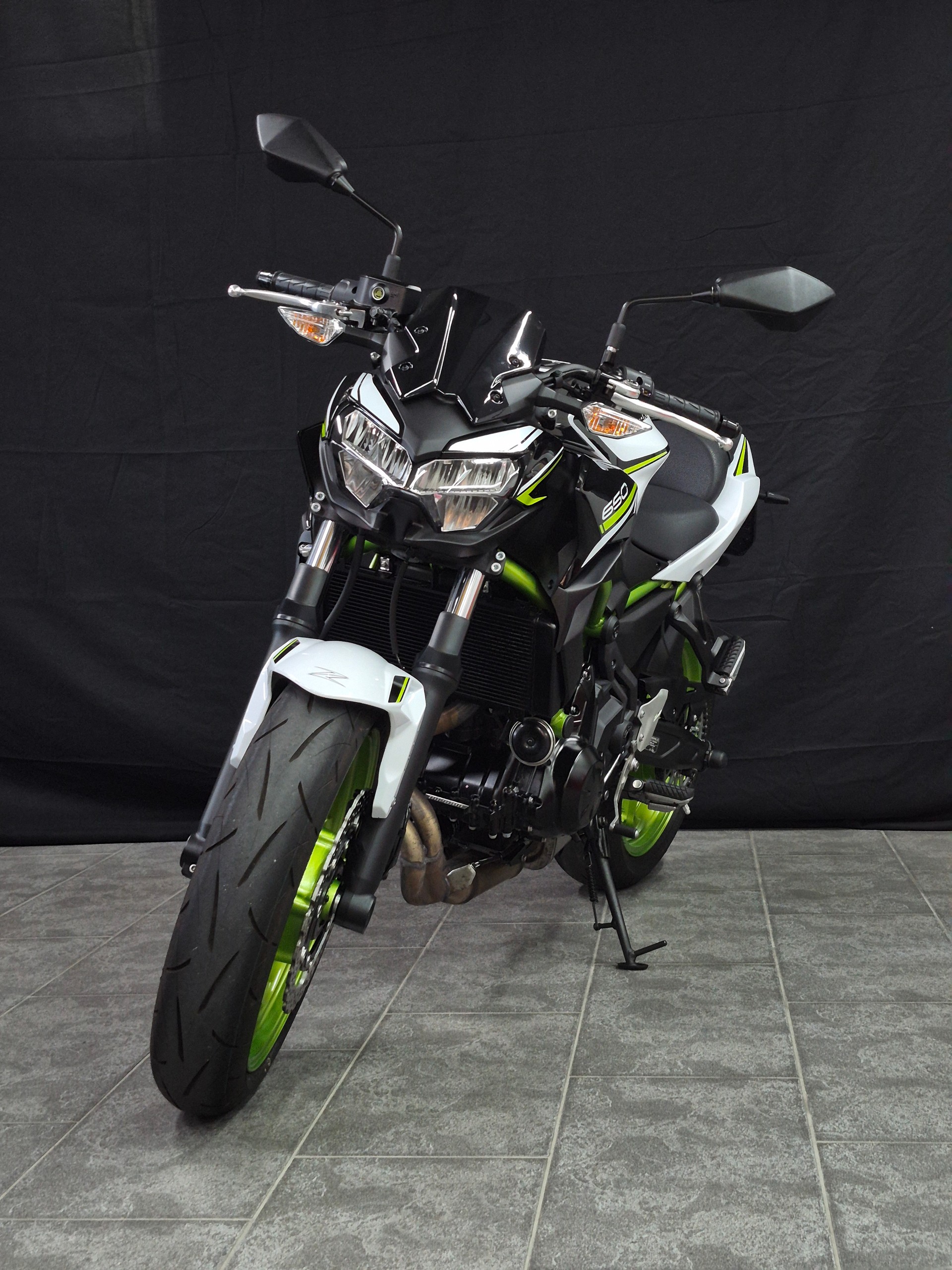 KAWASAKI Z 650 (35kW)-image-11