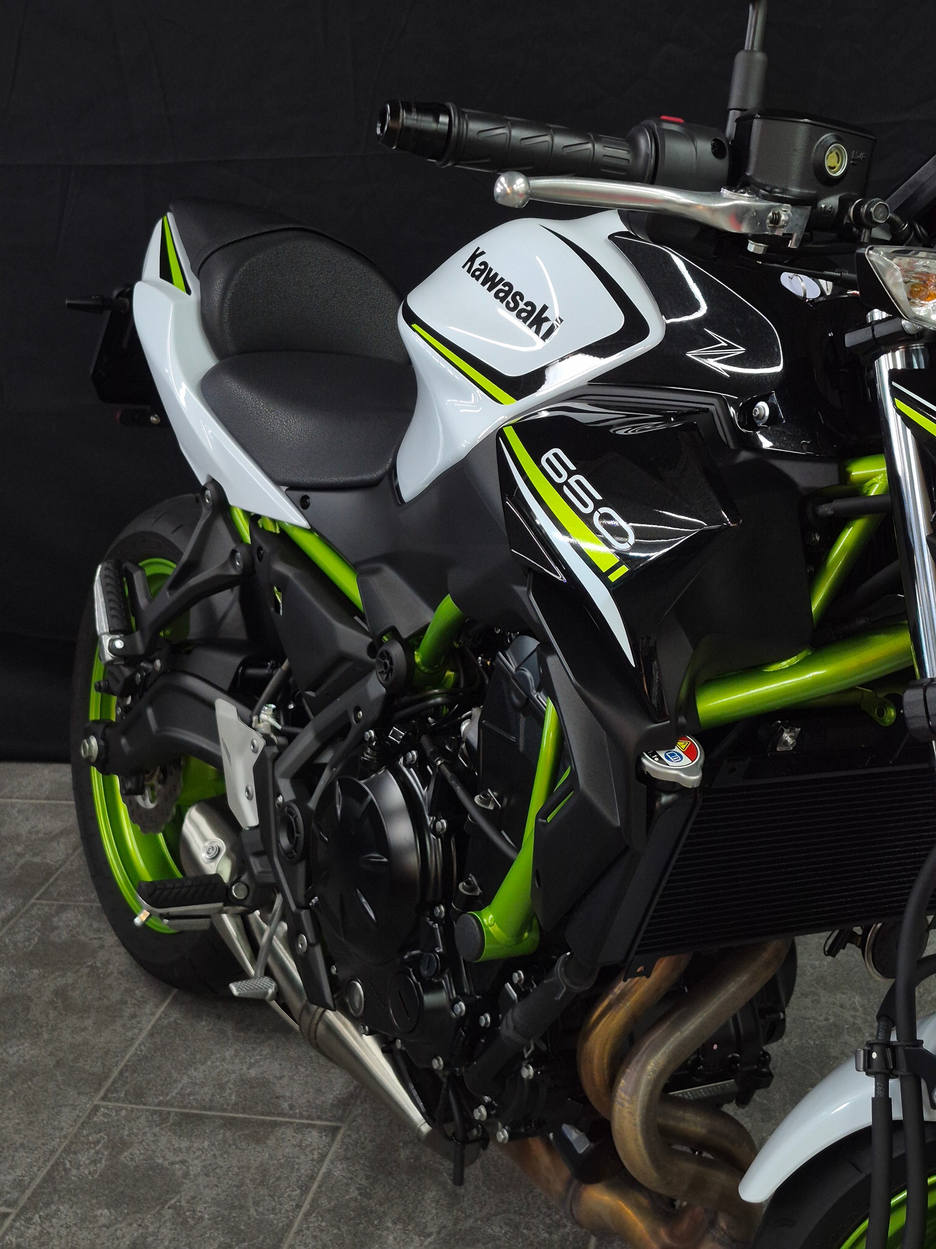 KAWASAKI Z 650 (35kW)-image-7