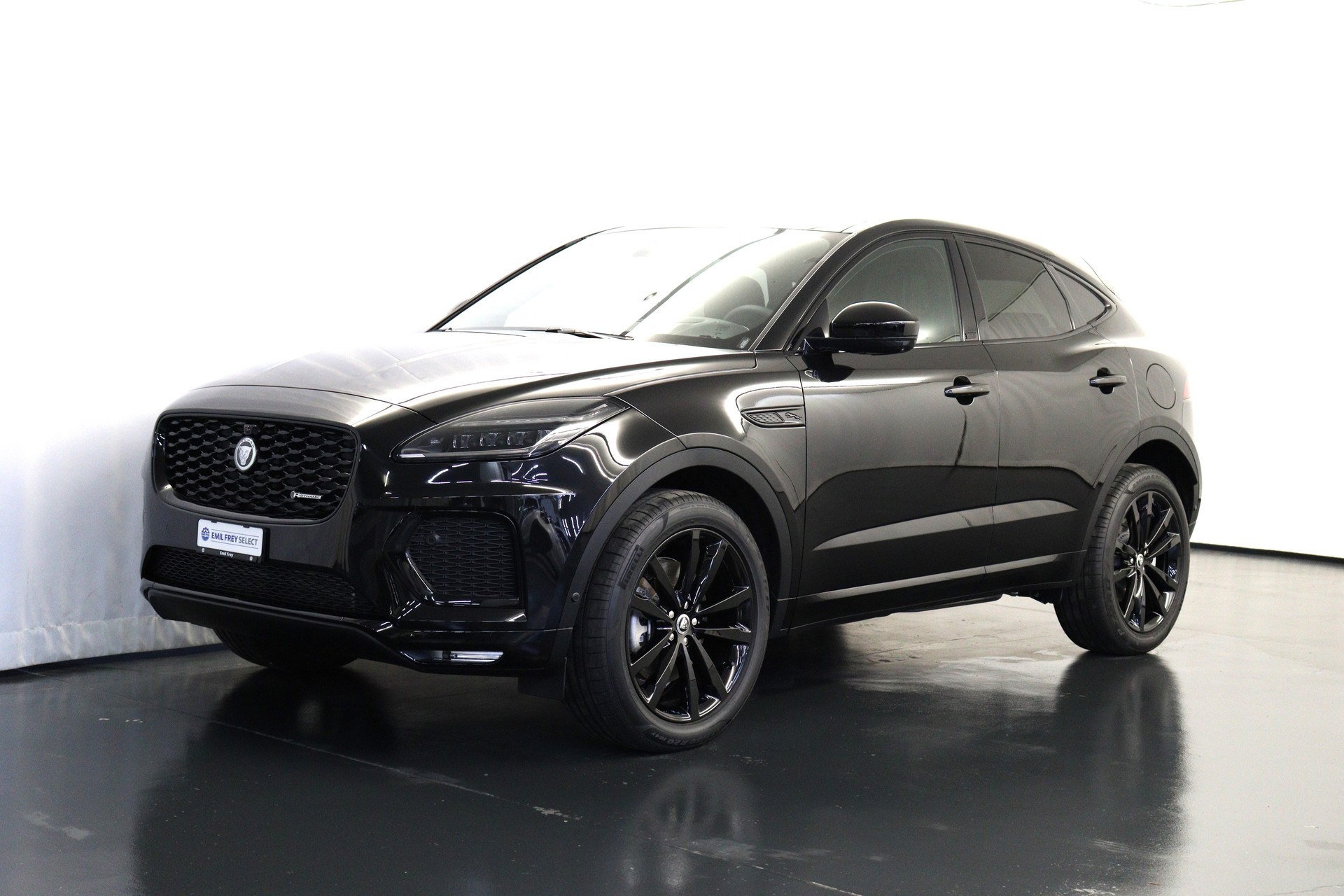 JAGUAR E-Pace 1.5 T 270e R-Dynamic SE AWD-image-1