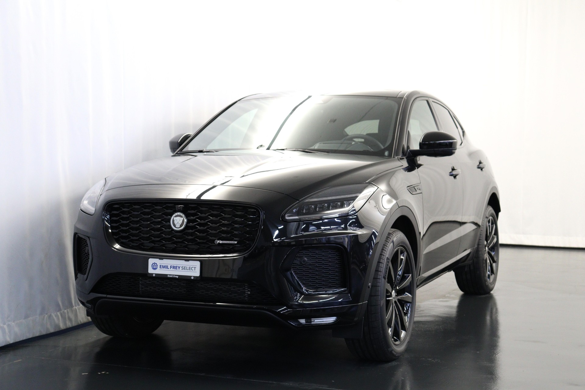 JAGUAR E-Pace 1.5 T 270e R-Dynamic SE AWD-image-0