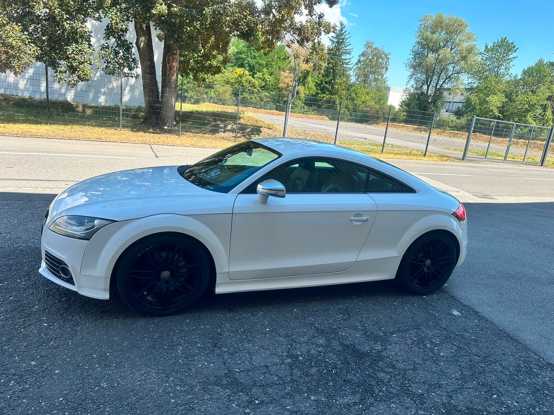 AUDI TTS Coupé 2.0 TFSI quattro S-tronic-image-6