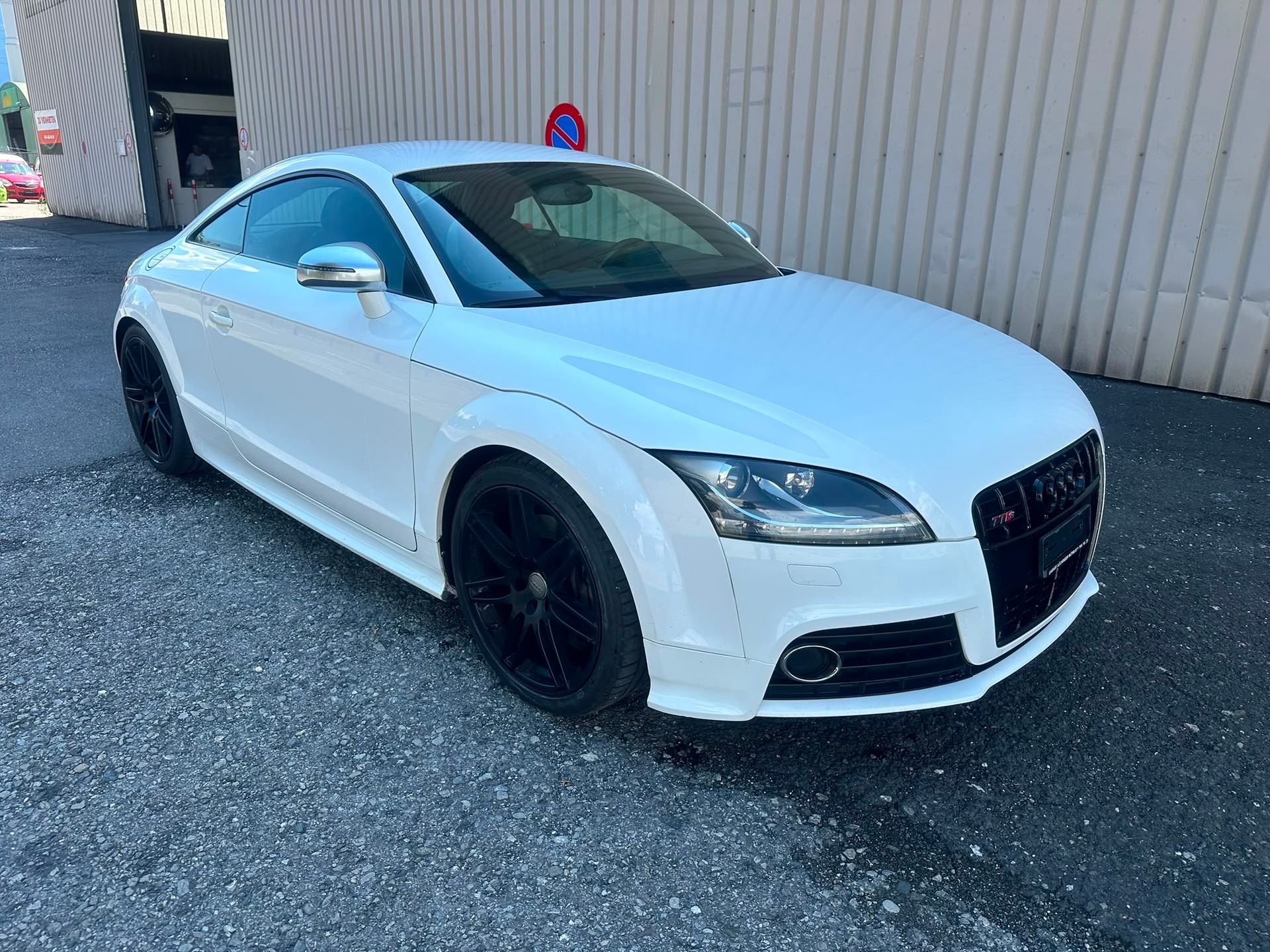 AUDI TTS Coupé 2.0 TFSI quattro S-tronic-image-1