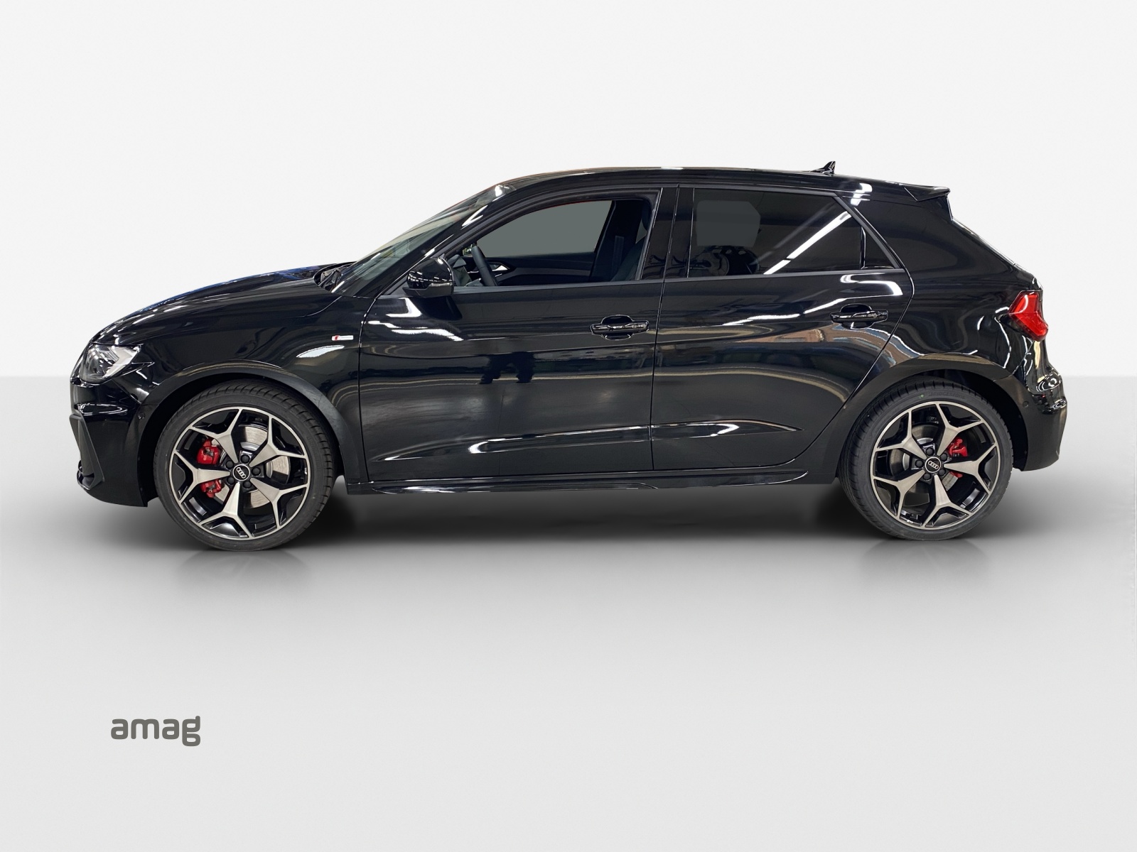 AUDI A1 Sportback 40 TFSI S Line S-tronic-image-2