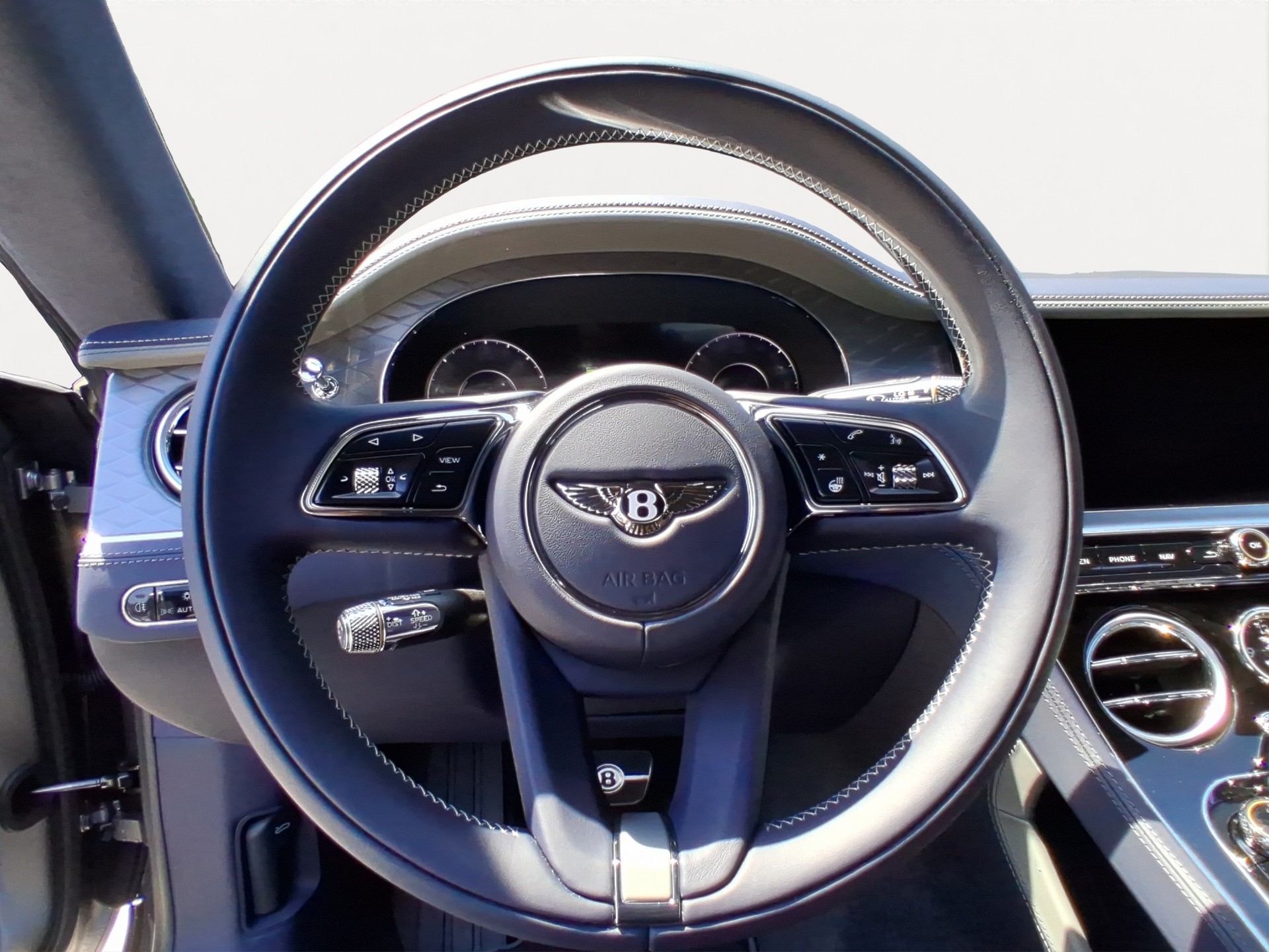 BENTLEY New GT Continental Speed V8 4.0 PHEV-image-7