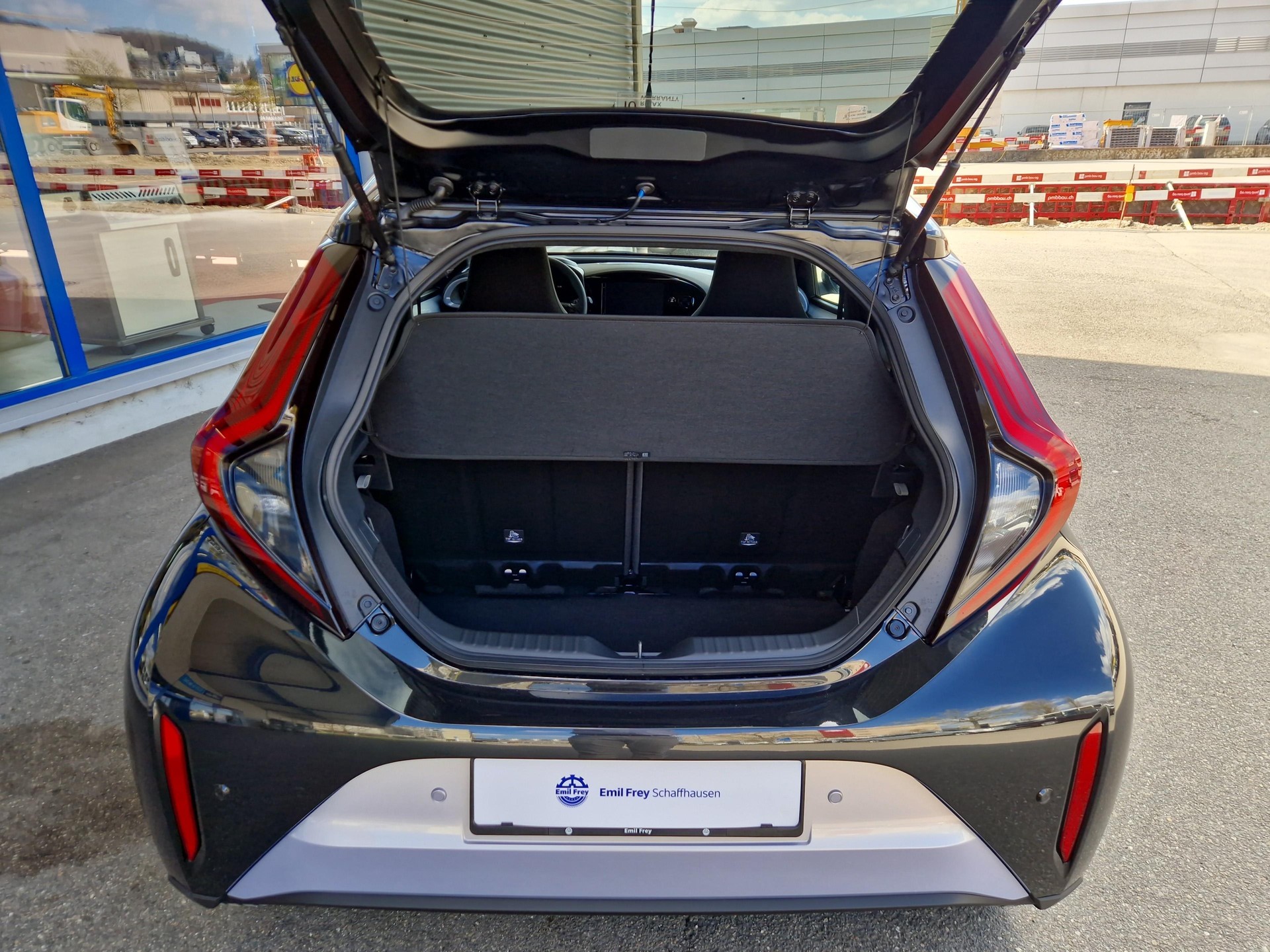 TOYOTA Aygo X 1.5 VVT-i HSD Trend-image-11