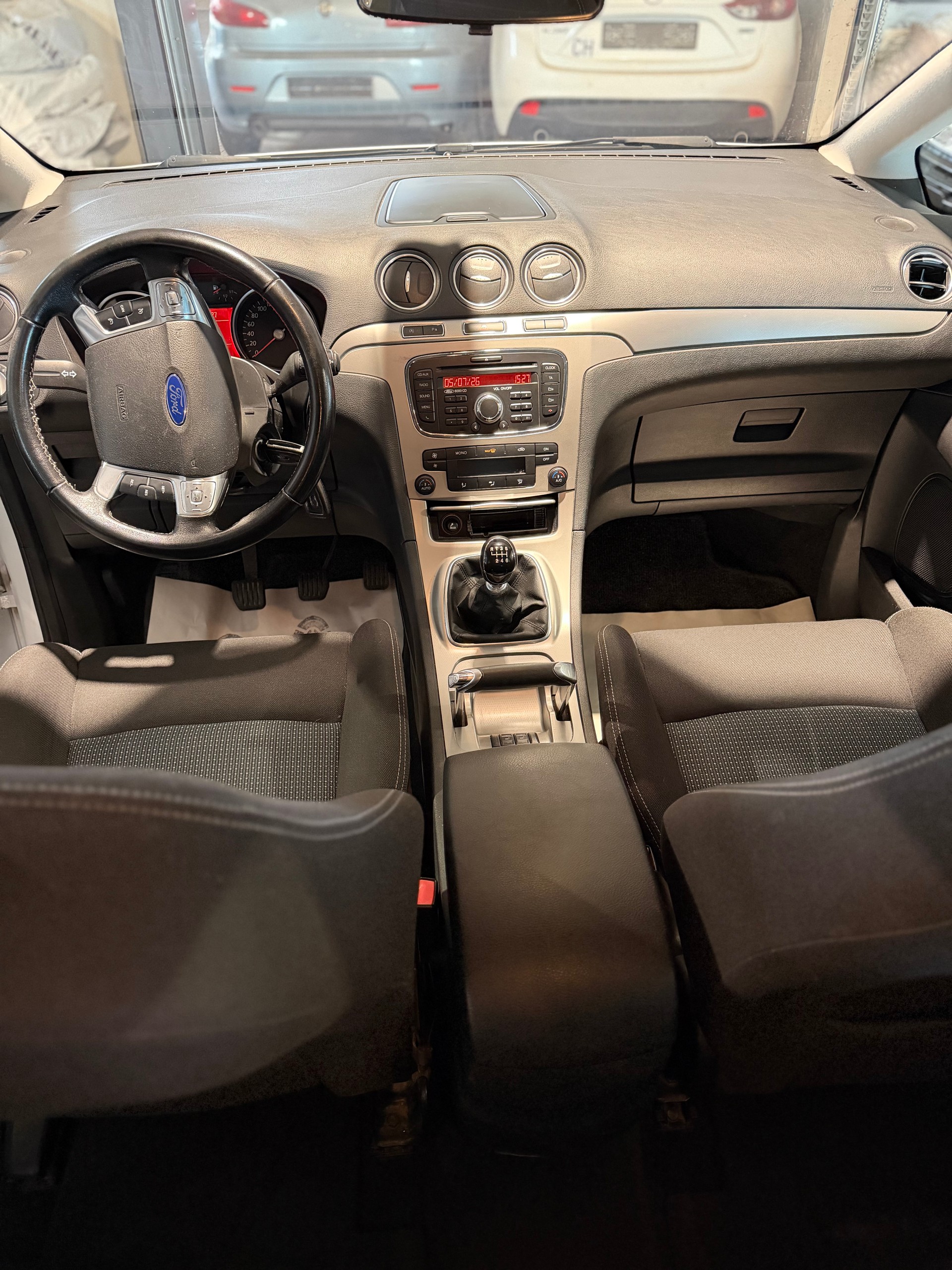 FORD Personenwagen-image-9