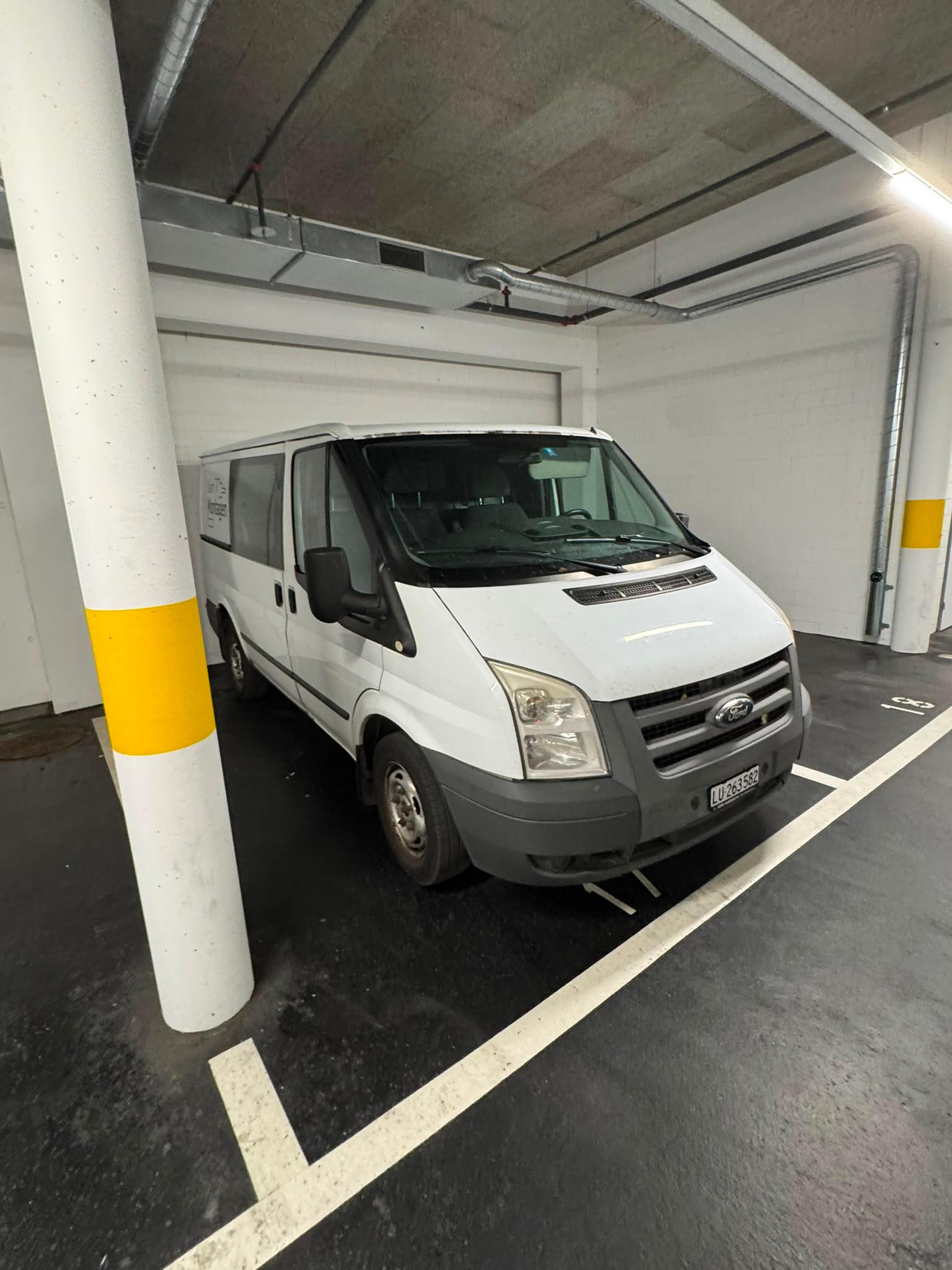 FORD Transit 2.2 TDCi 260 S Trend-image-0