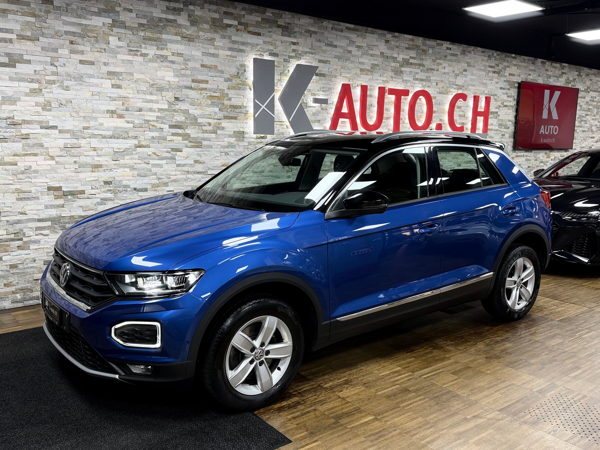 VW T-Roc 1.5 TSI EVO Advance DSG-image-0