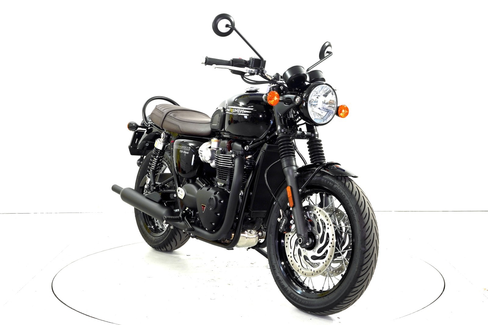TRIUMPH Bonneville T120 ABS-showroom-element-1