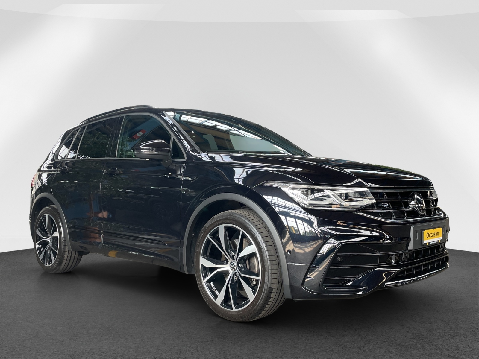 VW Tiguan 2.0 TSI R-Line DSG-image-0
