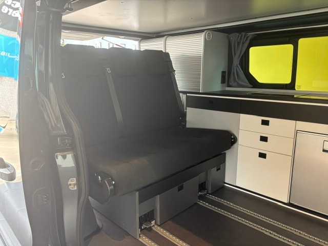 RENAULT Trafic Spacenomad Iconic Blue dCi 170 CV BVA-image-9