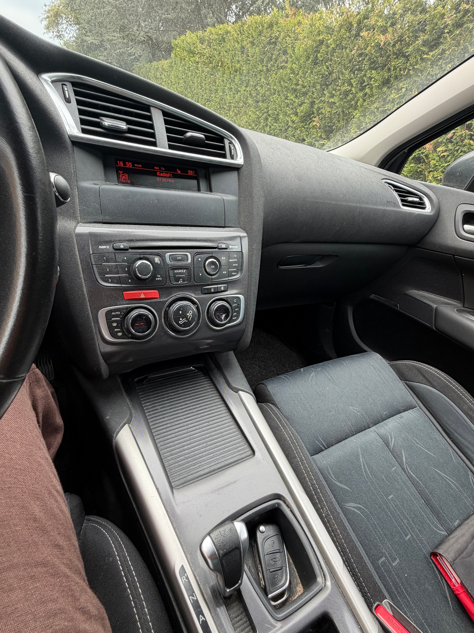 CITROEN C4 1.6 e-HDi Rossignol EGS6-image-11
