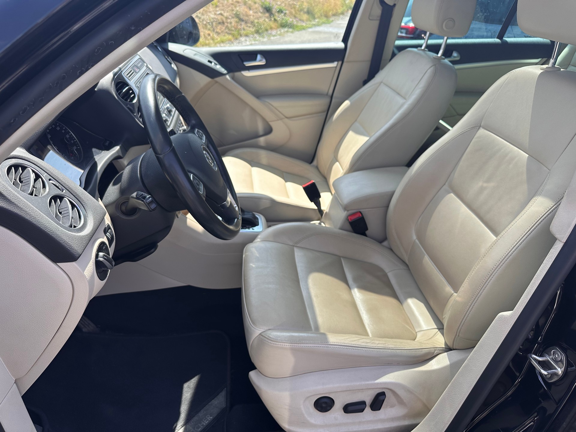 VW Tiguan 2.0 TDI BlueMotion Track&Field 4Motion DSG-image-14