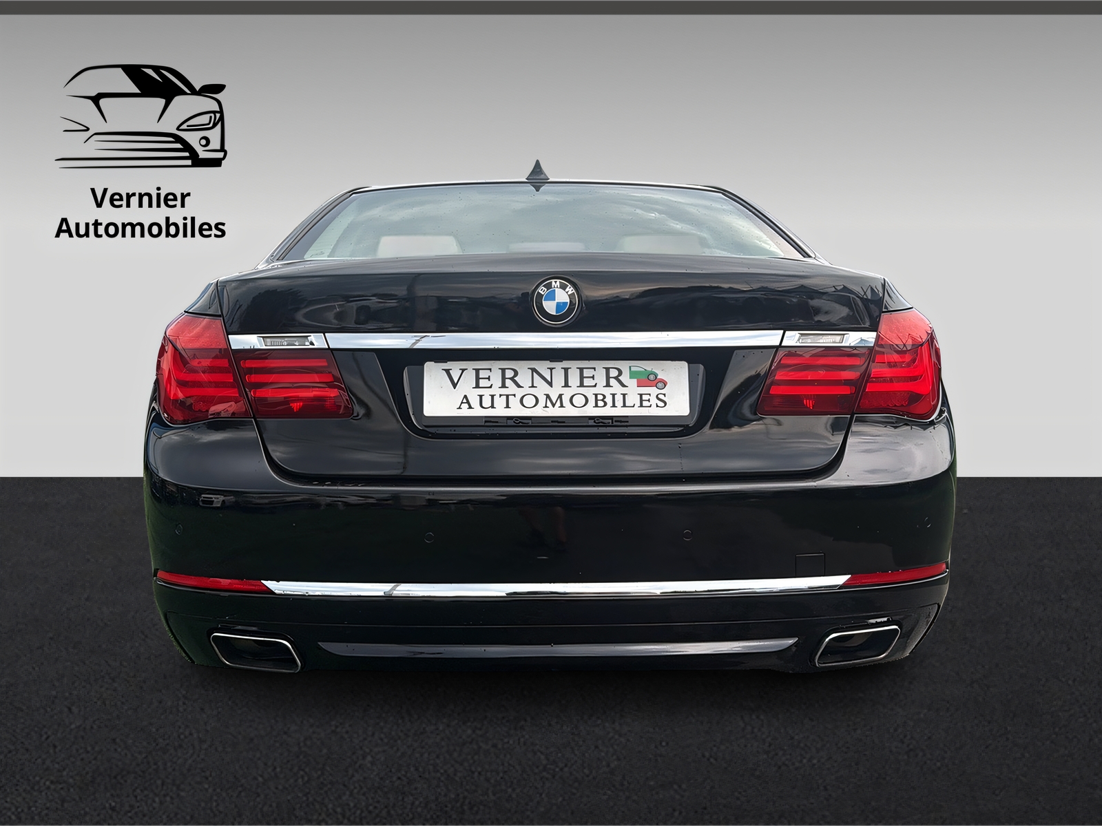 BMW 740i-image-4