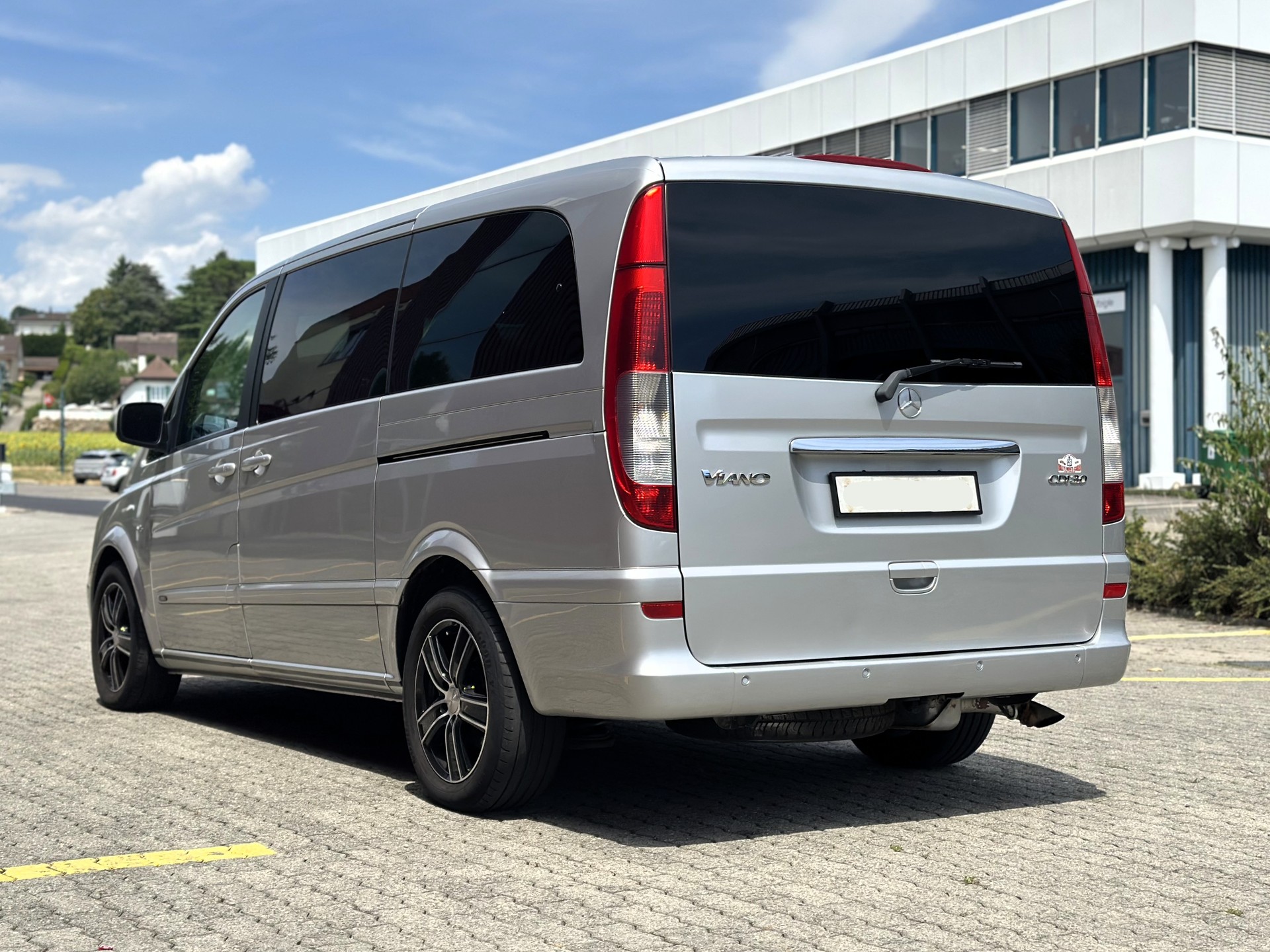 MERCEDES-BENZ Viano 3.0 CDI Ambiente Automat-image-5