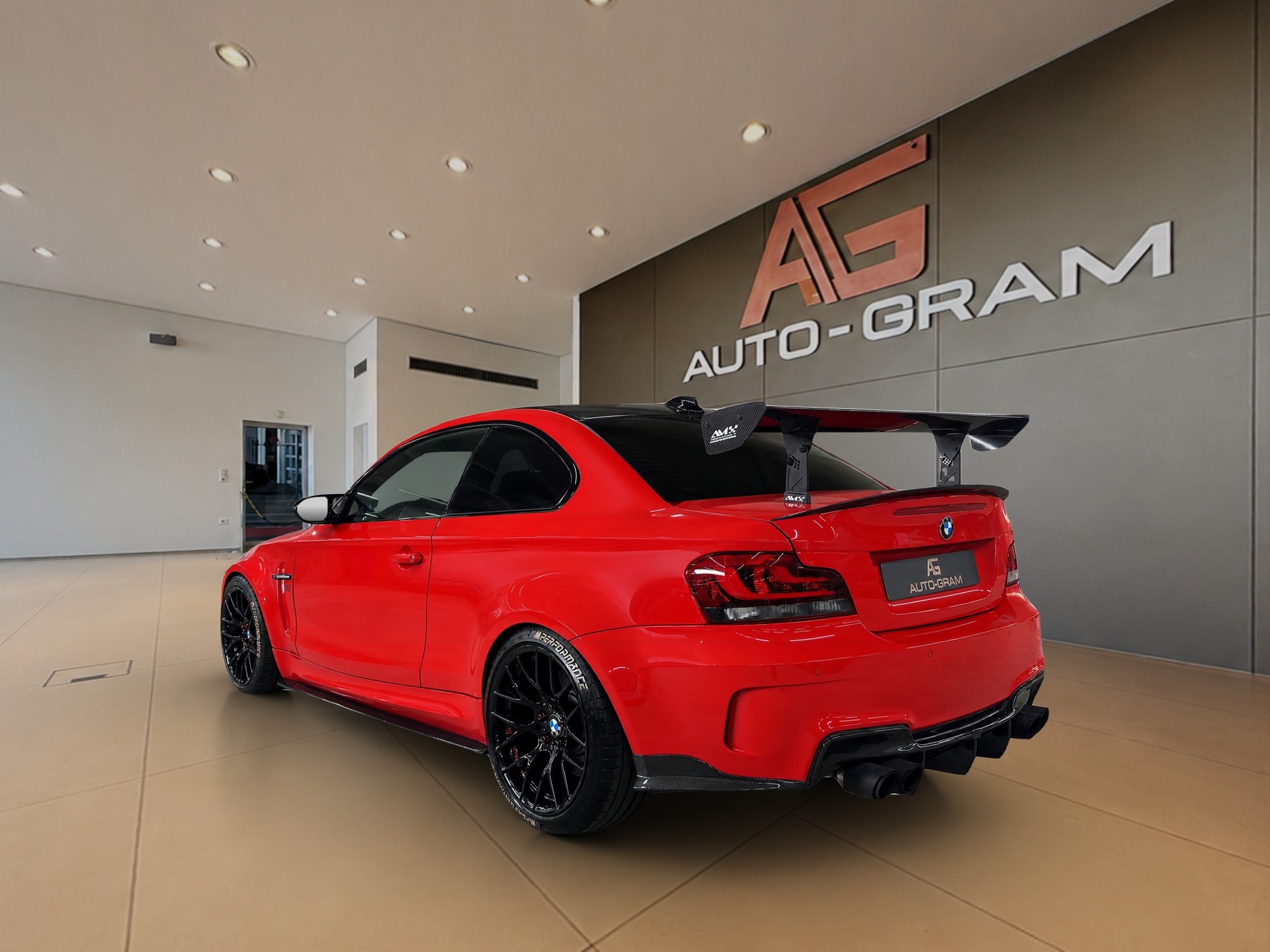 BMW 1er M Coupé-showroom-element-2