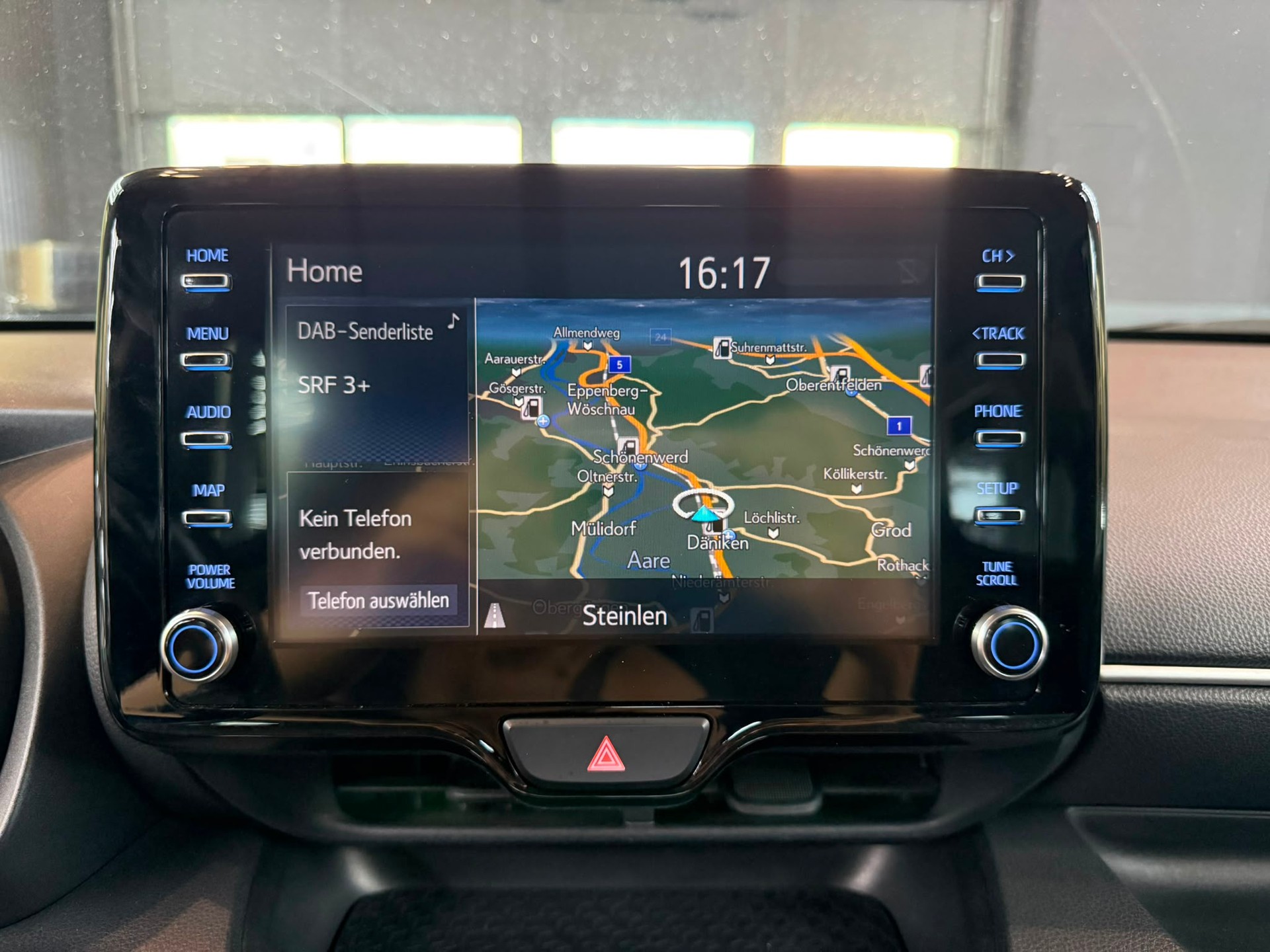 TOYOTA Yaris 1.5 Trend e-CVT-image-16
