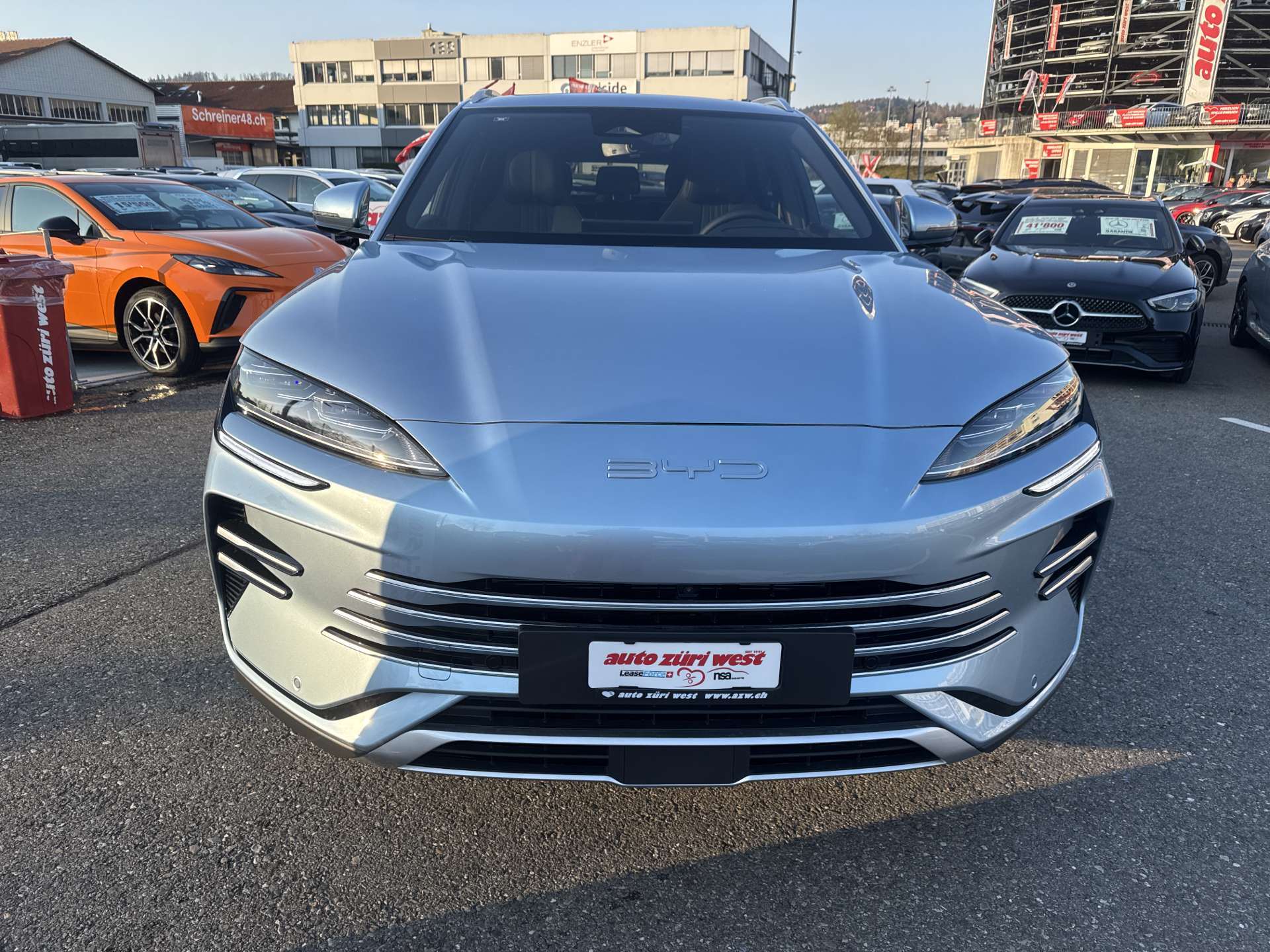 BYD Seal U DM-i PHEV Design AWD 324PS Automat-image-12