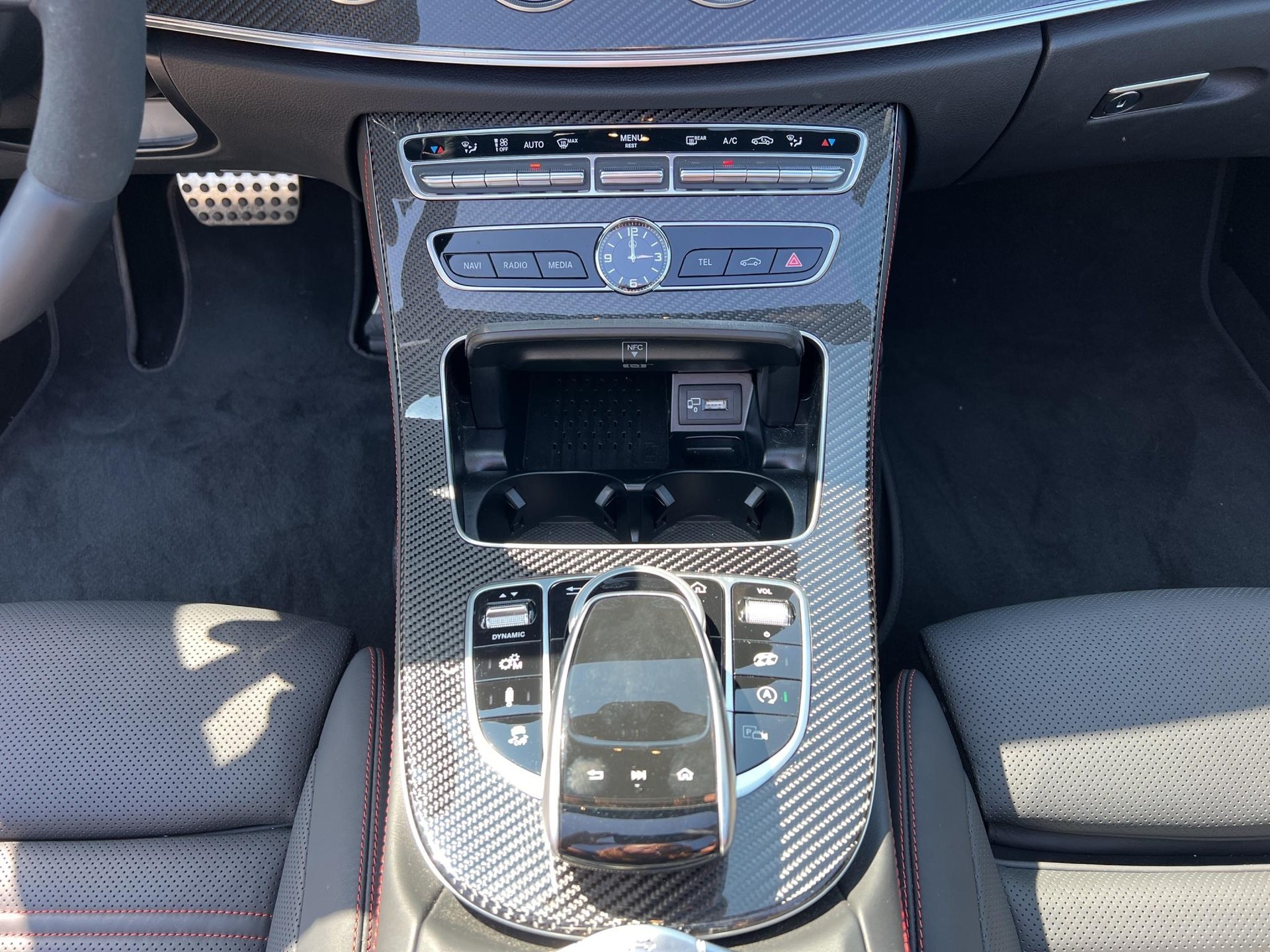 MERCEDES-BENZ E 53 AMG 4matic+ Cabriolet-image-13