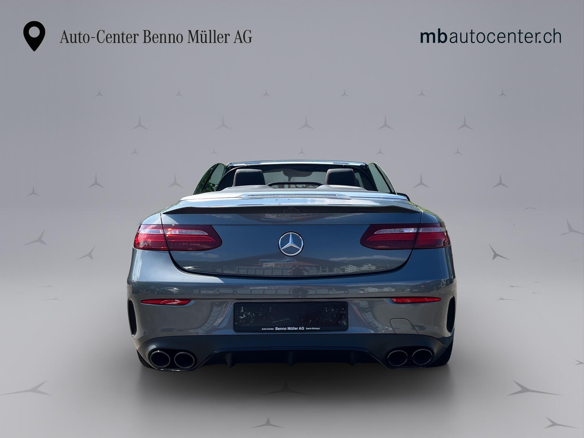 MERCEDES-BENZ E 53 AMG 4matic+ Cabriolet-showroom-element-3