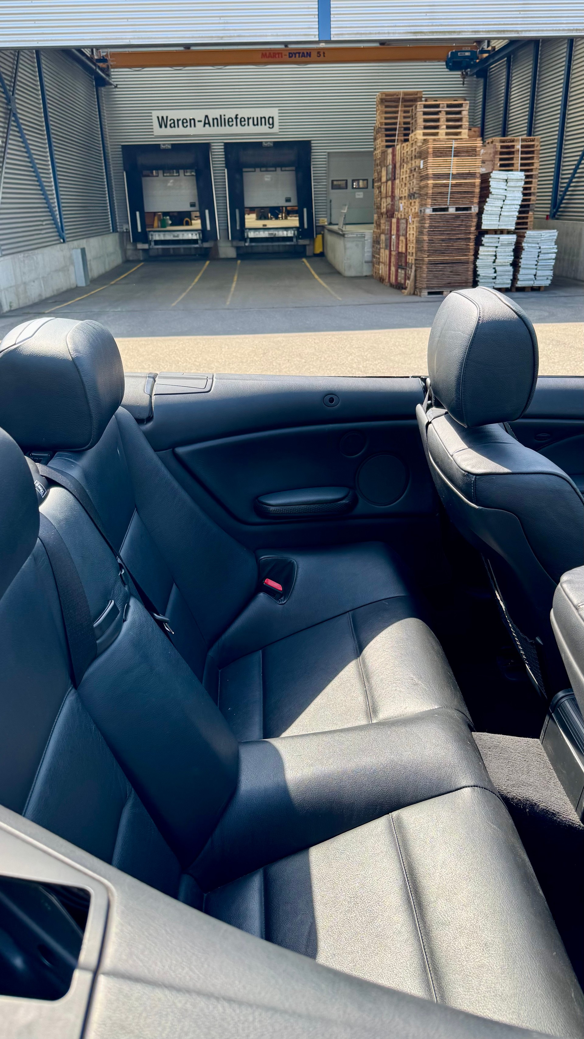 BMW 330Ci Cabriolet M Paket-image-11