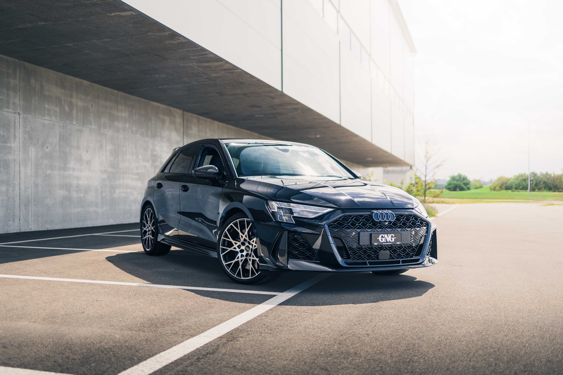 AUDI RS3 Sportback 2.5 TSI quattro S-tronic-showroom-element-2