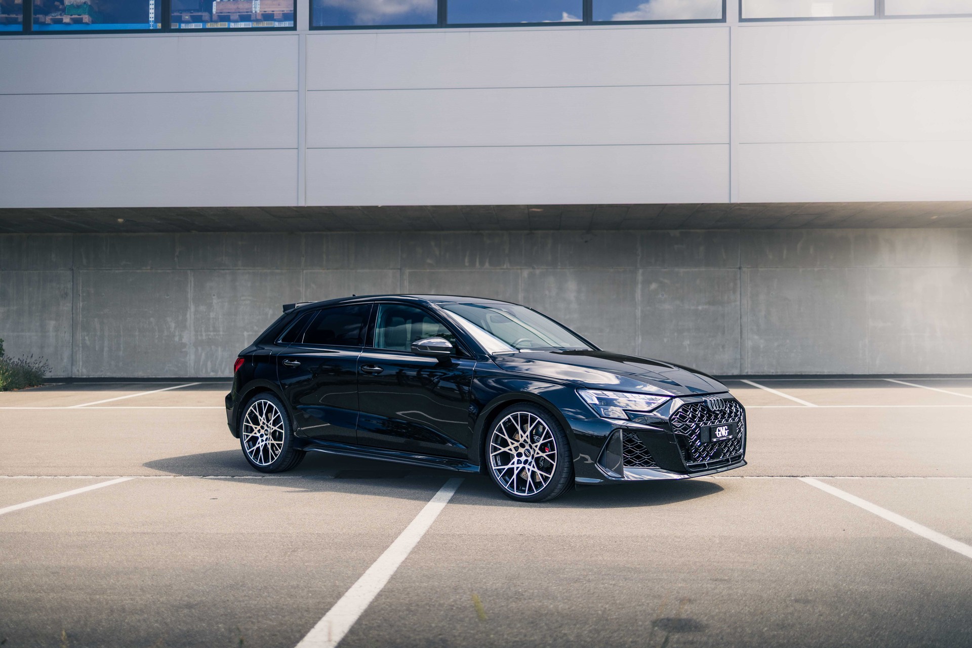 AUDI RS3 Sportback 2.5 TSI quattro S-tronic-showroom-element-3