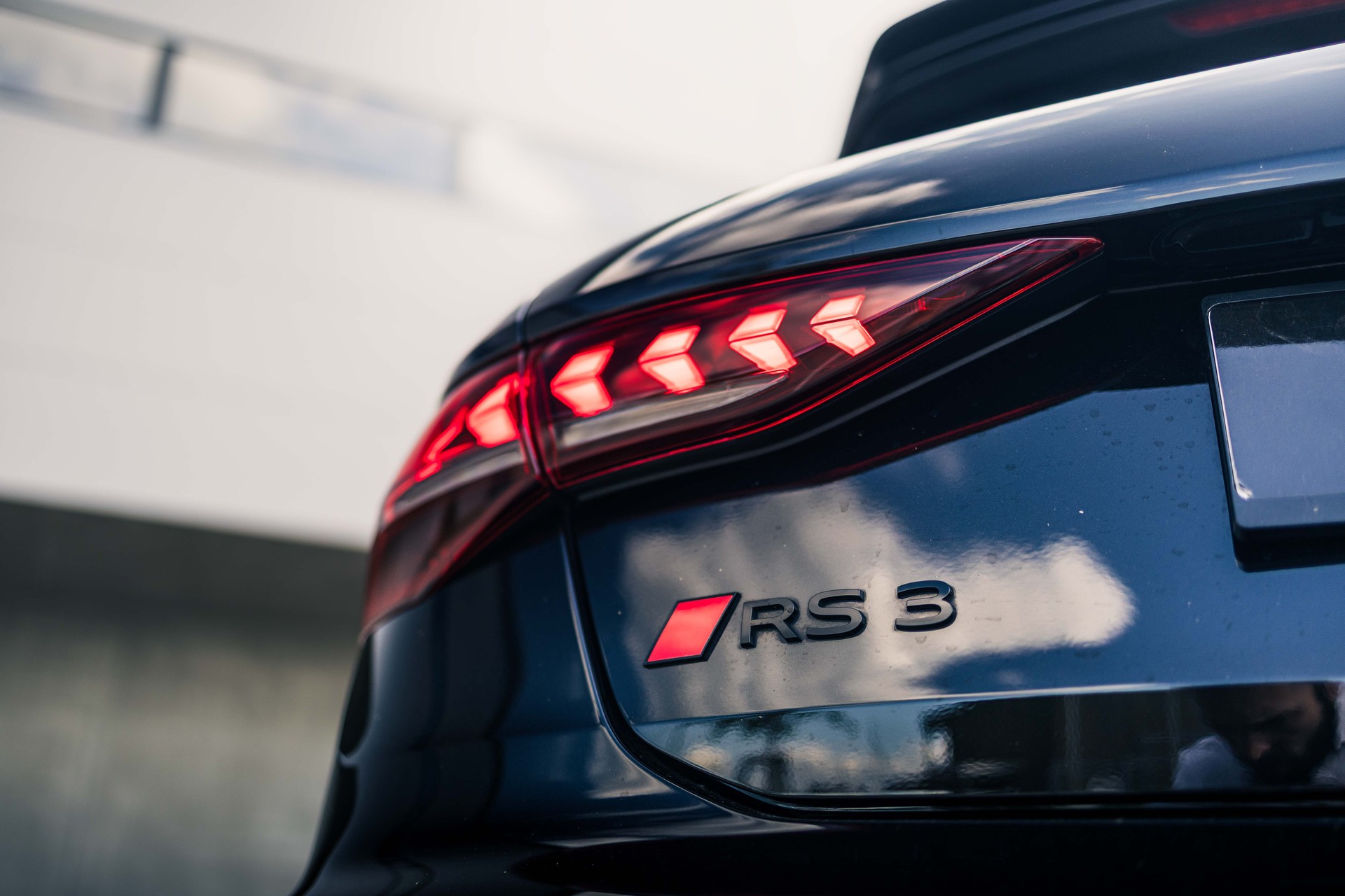 AUDI RS3 Sportback 2.5 TSI quattro S-tronic-image-19