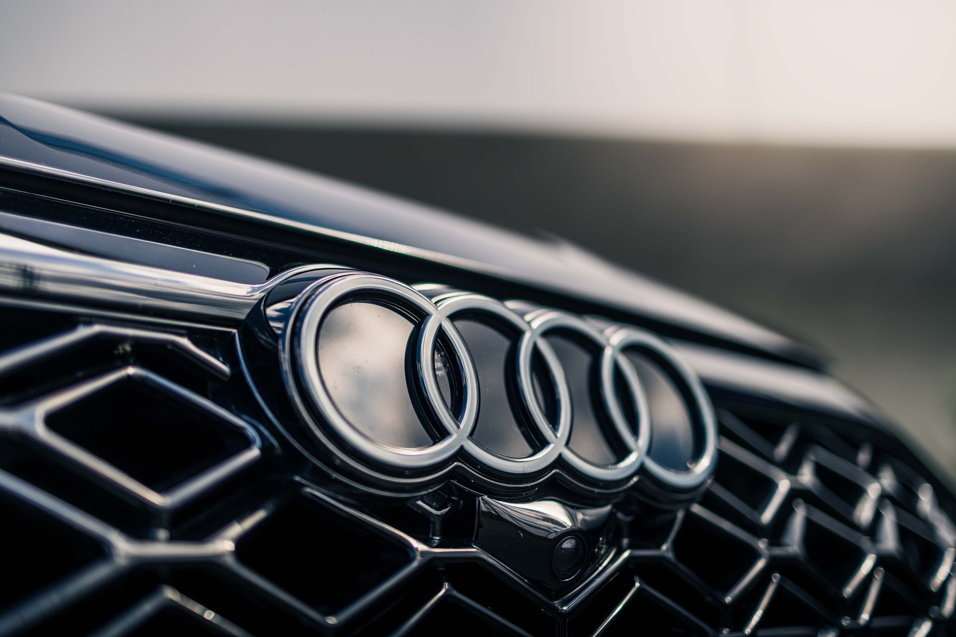 AUDI RS3 Sportback 2.5 TSI quattro S-tronic-image-10