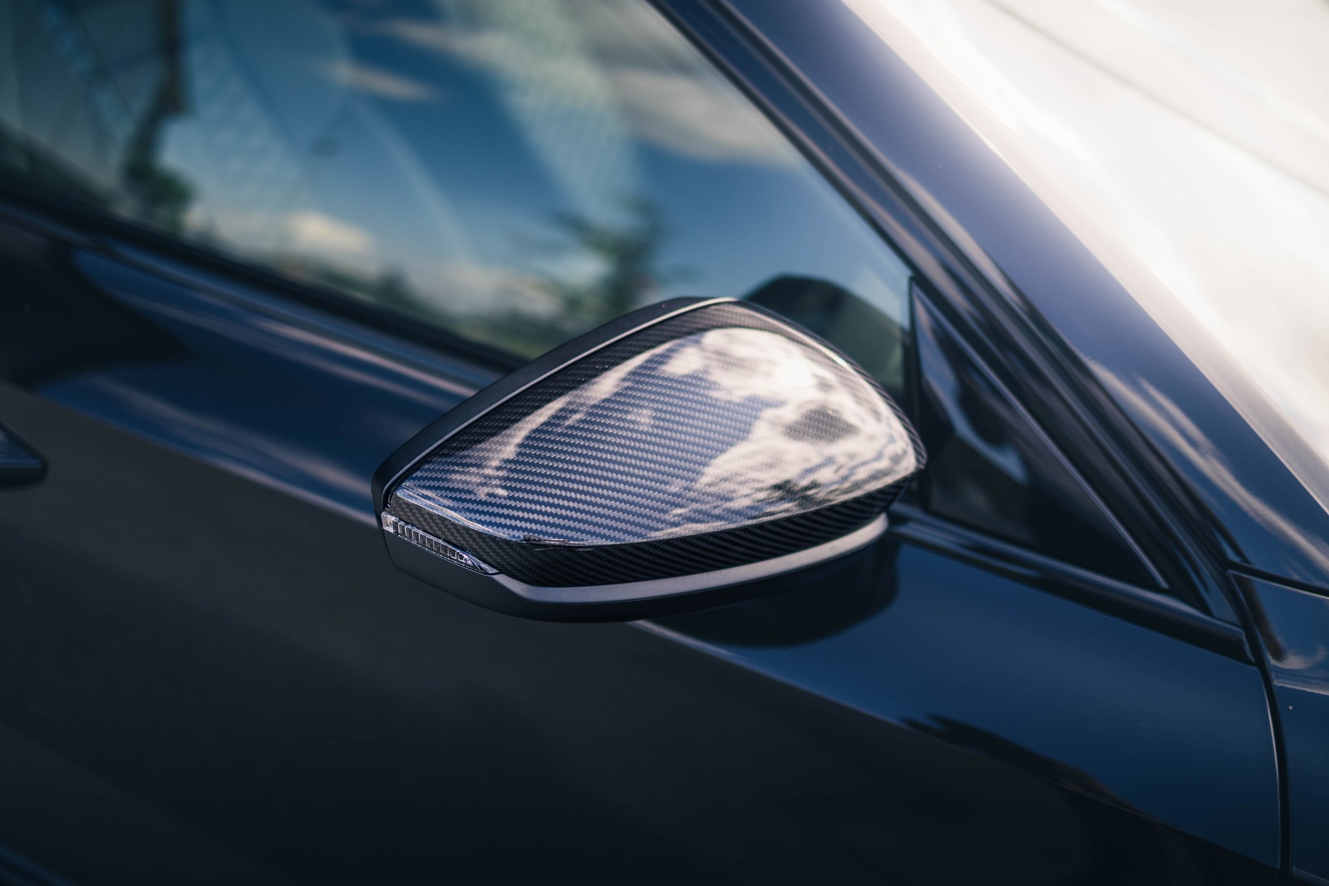 AUDI RS3 Sportback 2.5 TSI quattro S-tronic-image-16