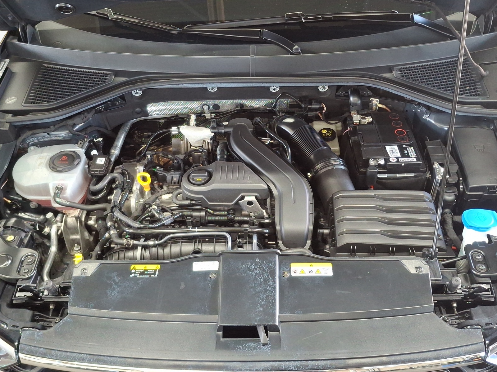 VW T-Roc 1.5 TSI EVO R-Line DSG-image-15