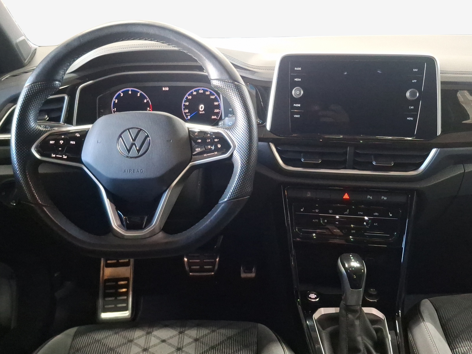 VW T-Roc 1.5 TSI EVO R-Line DSG-image-8