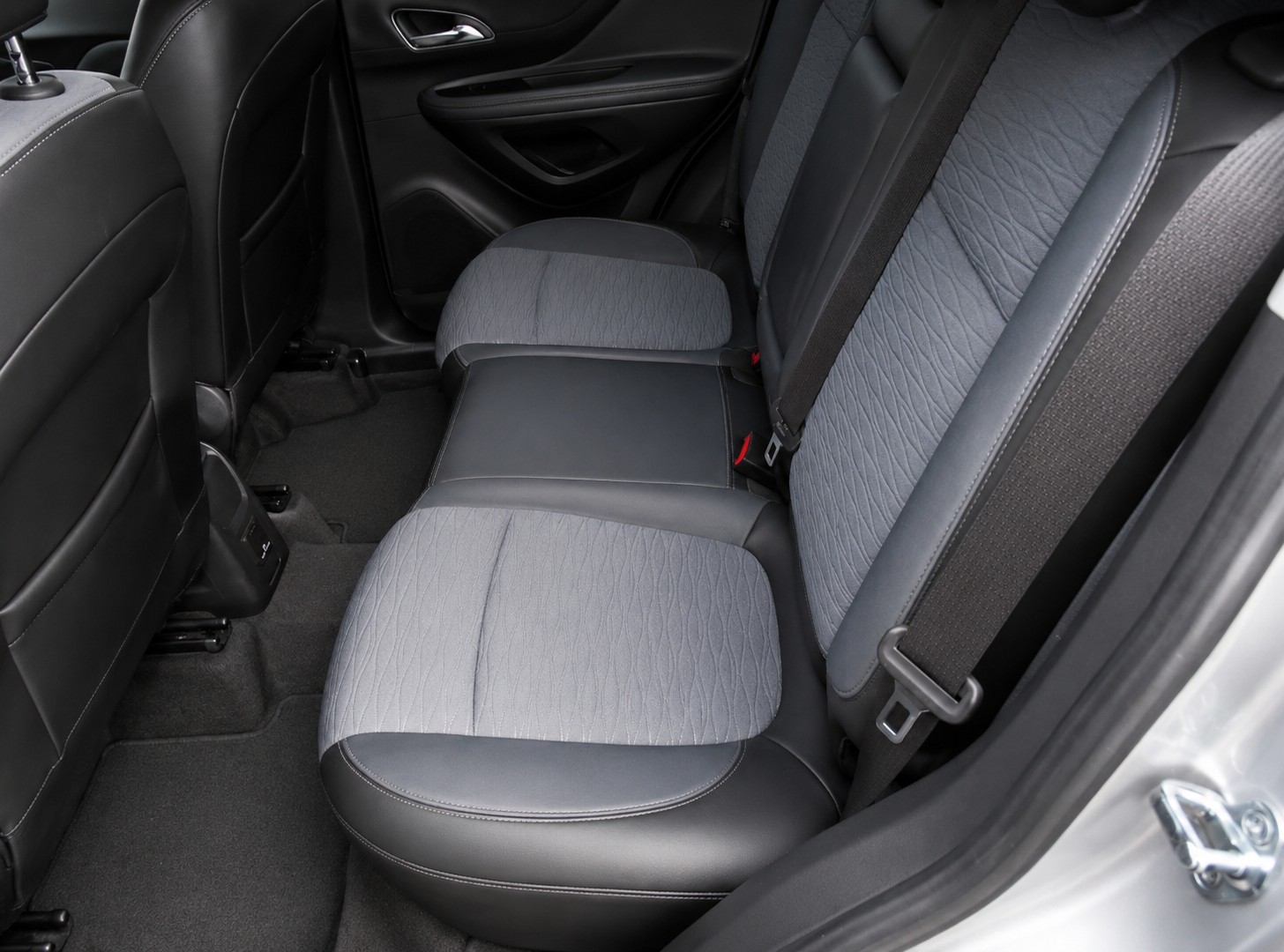 OPEL Mokka 1.4i 16V Turbo Cosmo 4WD-image-5