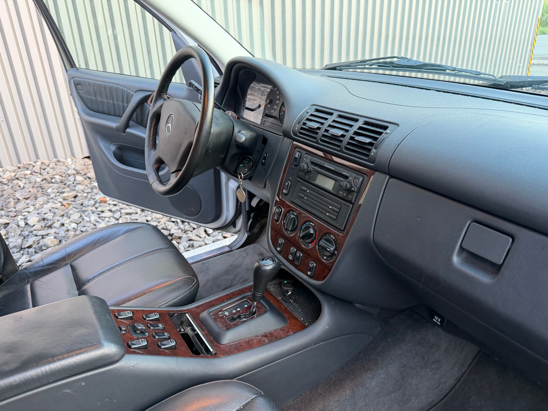 MERCEDES-BENZ ML 320 Automatic CROCHET 2650 KG. ( NEUF)-image-20