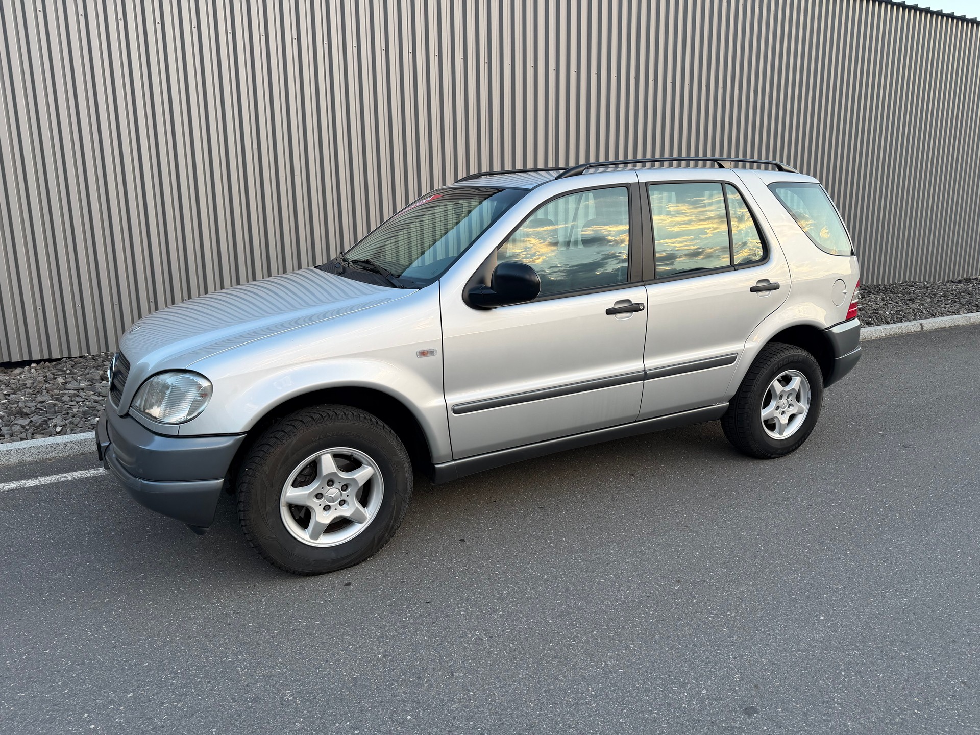 MERCEDES-BENZ ML 320 Automatic CROCHET 2650 KG. ( NEUF)-image-0