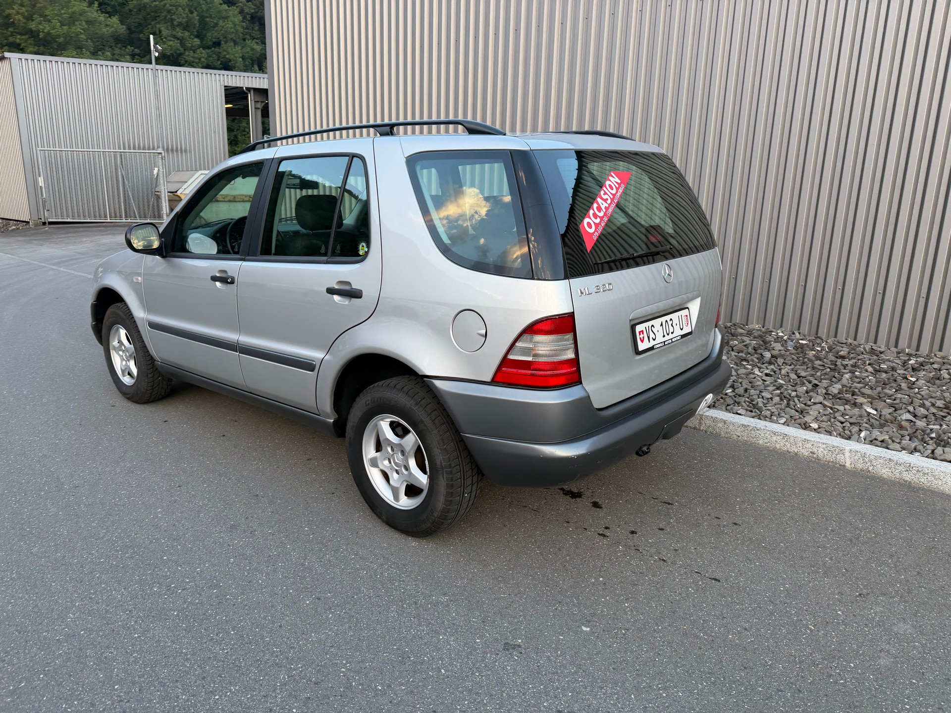 MERCEDES-BENZ ML 320 Automatic CROCHET 2650 KG. ( NEUF)-image-2