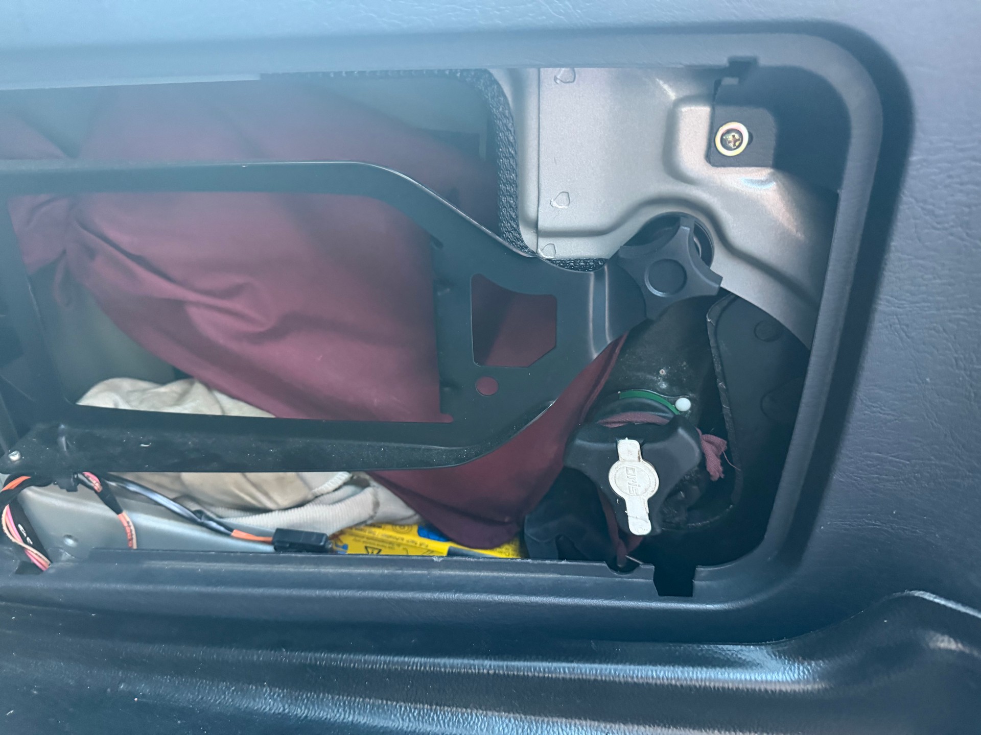 MERCEDES-BENZ ML 320 Automatic CROCHET 2650 KG. ( NEUF)-image-12