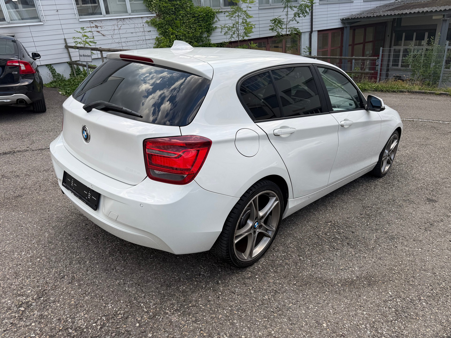 BMW 114d Business-image-5