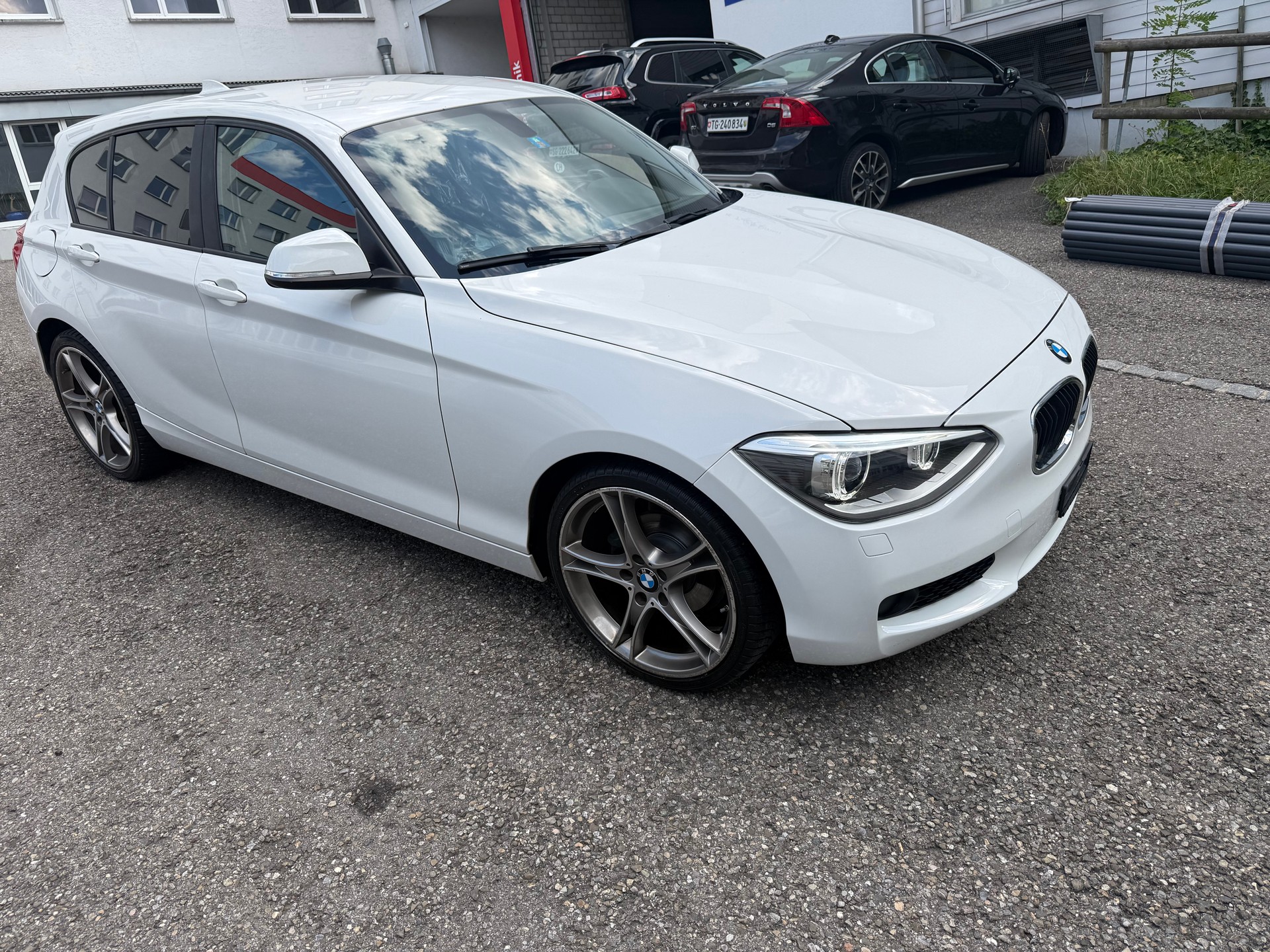 BMW 114d Business-image-1