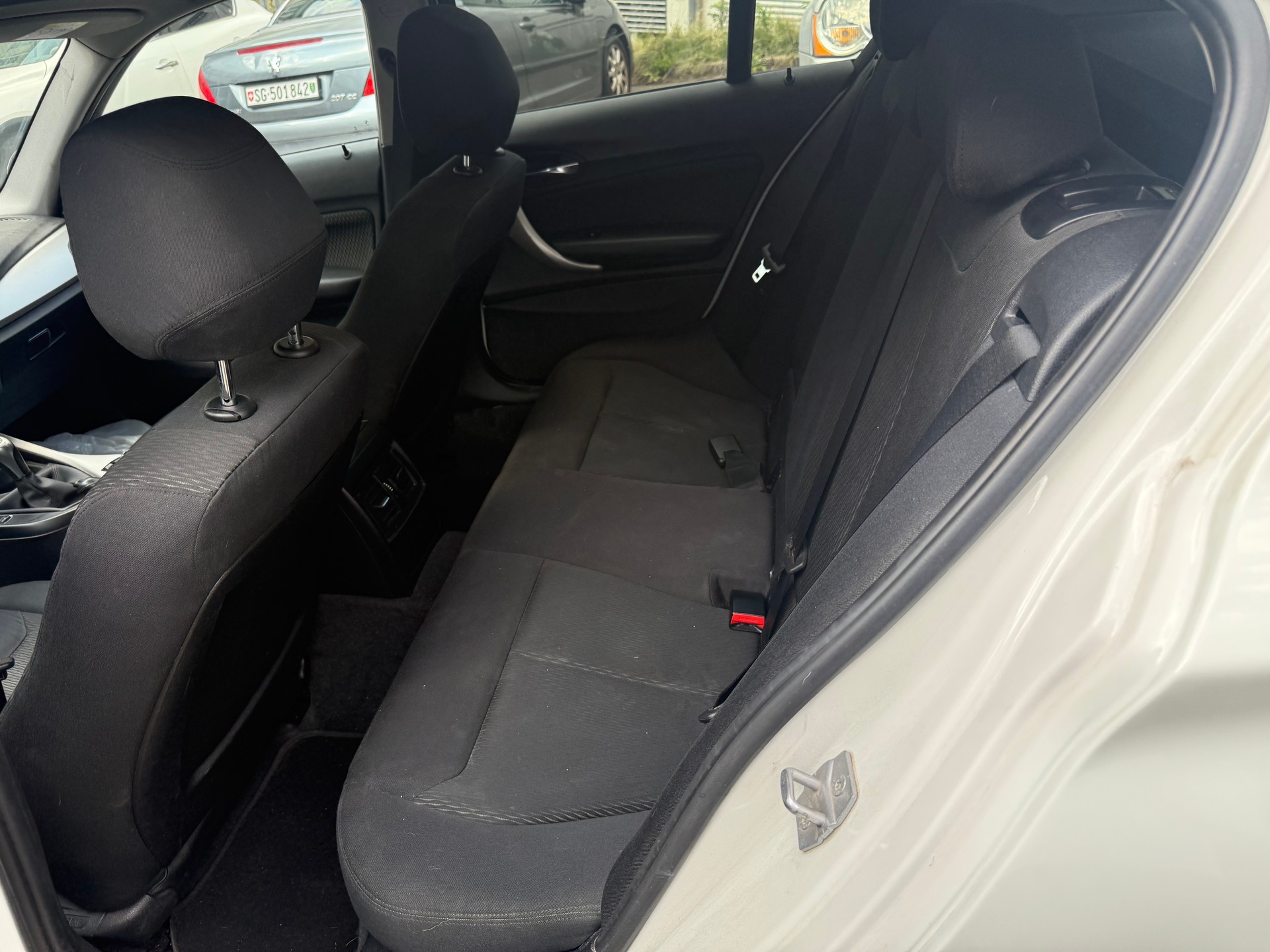 BMW 114d Business-image-9