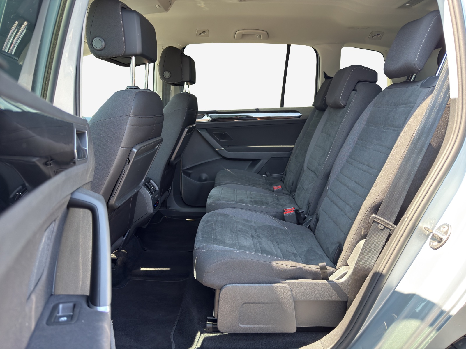 VW Touran 1.5 TSI EVO Highline United DSG-image-11