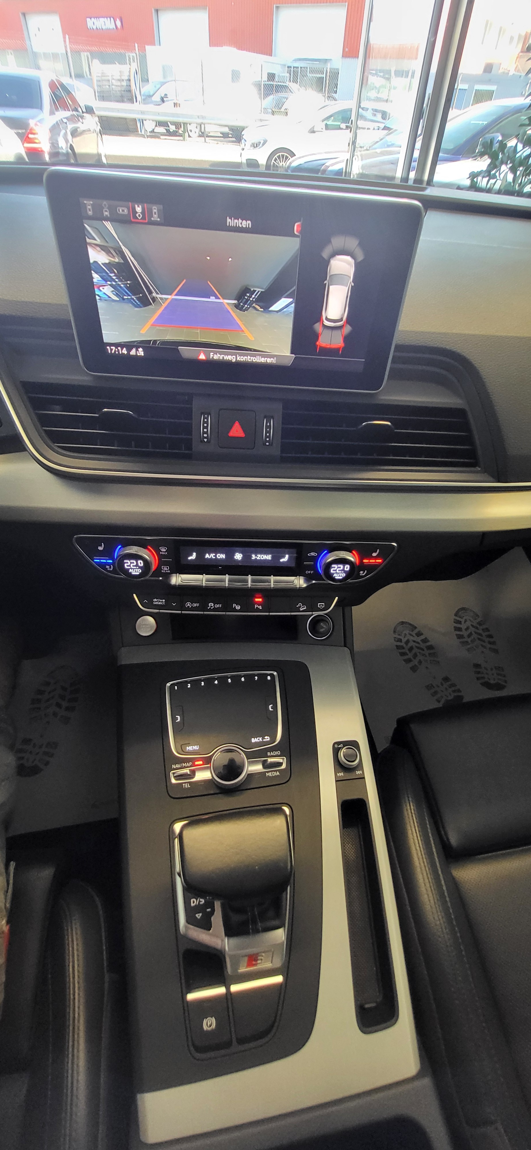 AUDI SQ5 3.0 TFSI quattro S-tronic-image-6