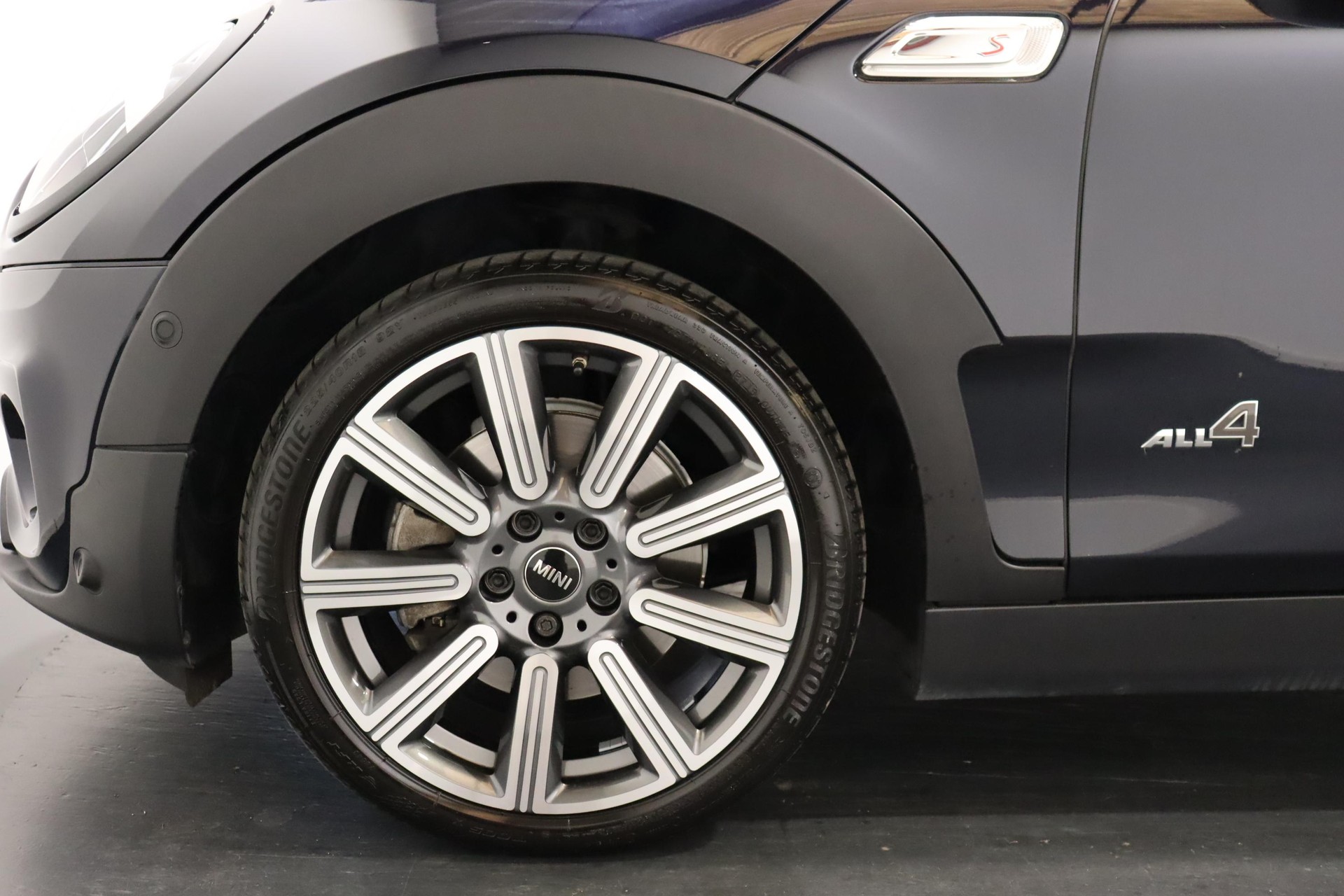 MINI Clubman F54 2.0i Cooper S SAG ALL4-image-4